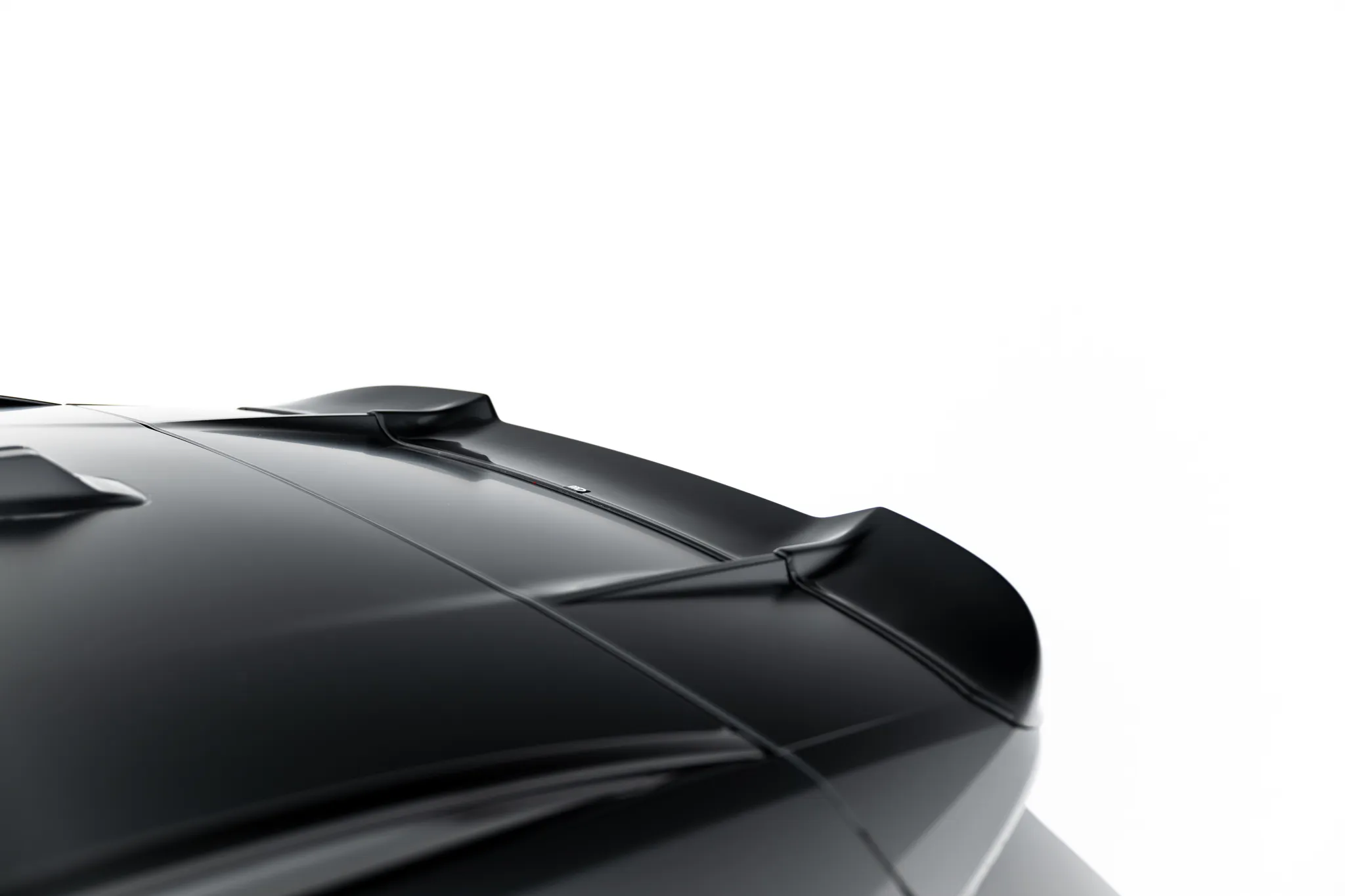 Takspoiler BMW X1 M35i (U11) 2022 -> | Glossy Black Edition – bilde 3