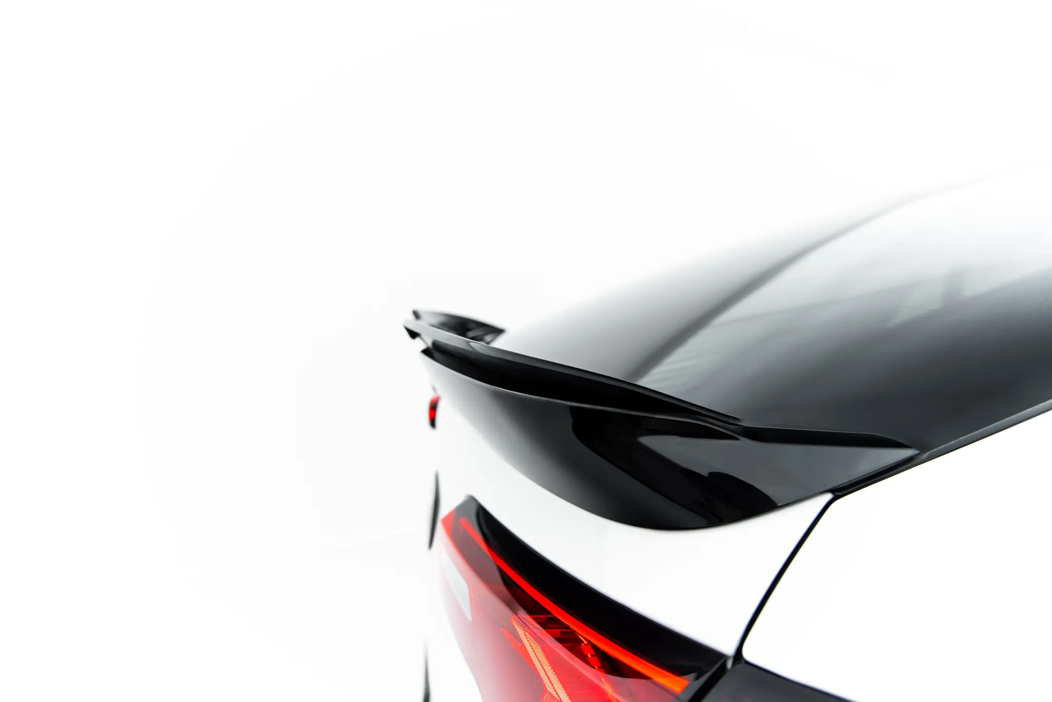 Takspoiler BMW X2 M35i (U10) 2023 -> | Glossy Black Edition – bilde 3