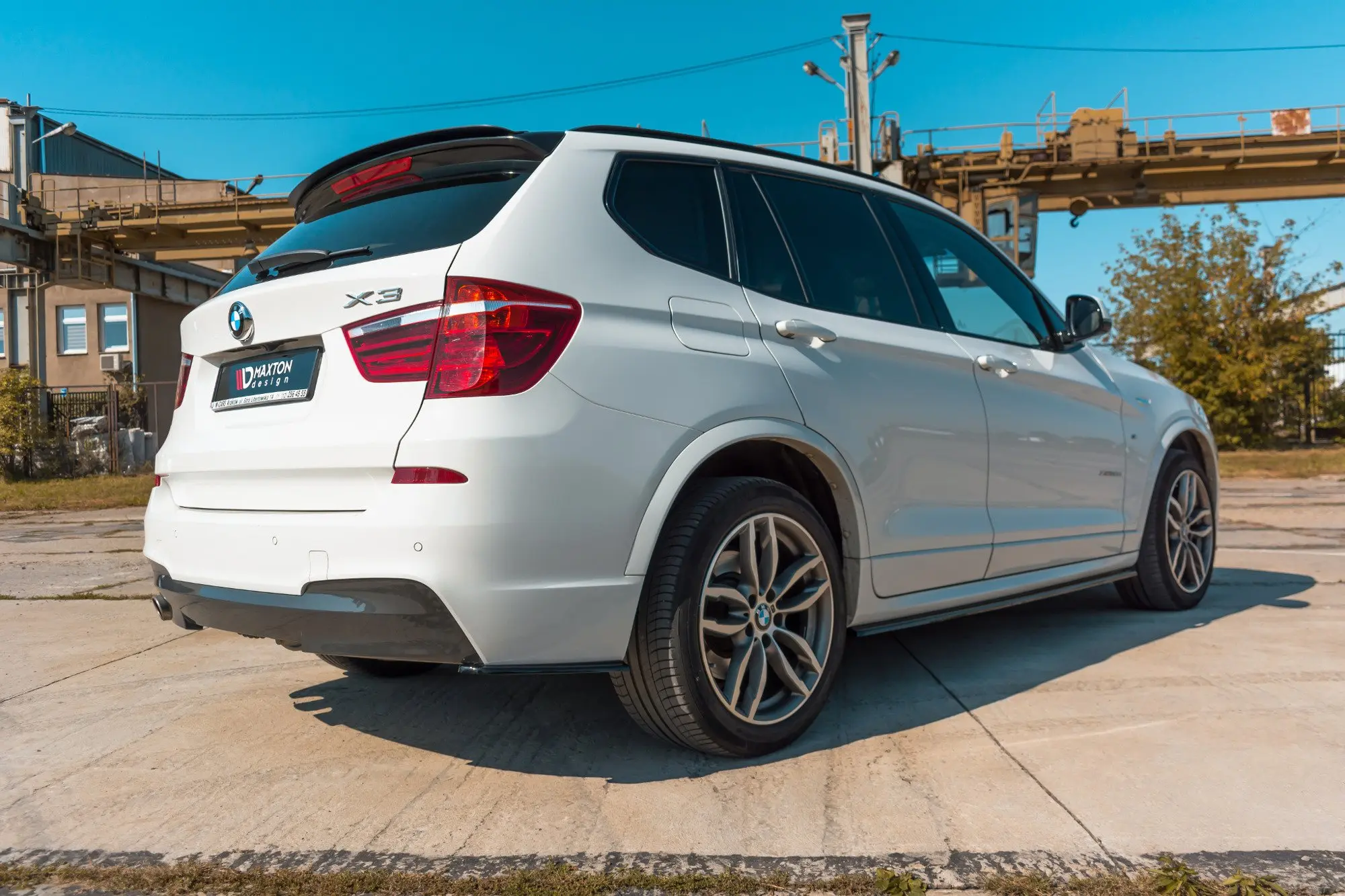 Takspoiler BMW X3 (F25) LCI 2014 - 2017 – bilde 3