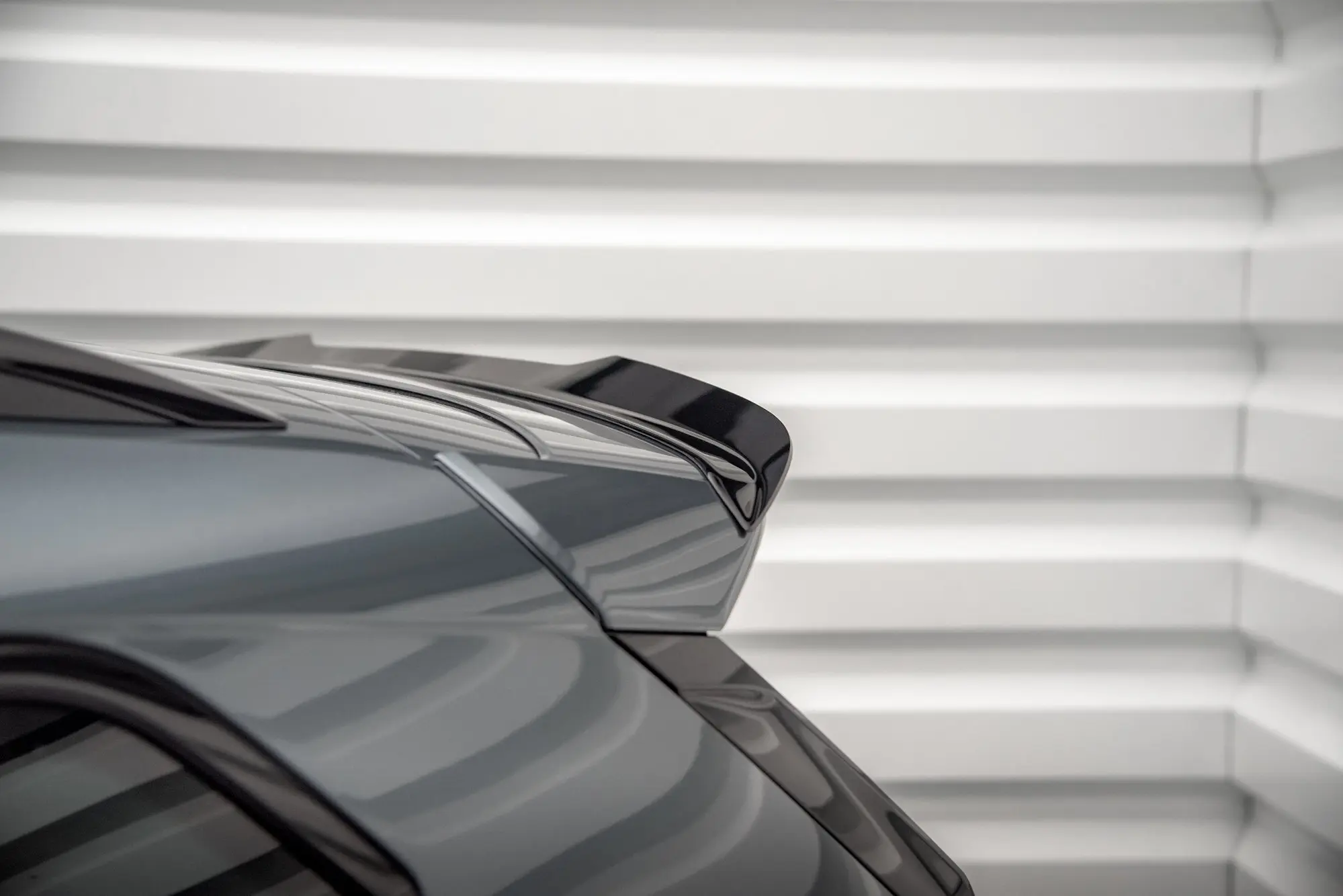 Takspoiler Cupra Ateca 2018 -> | Glossy Black Edition – bilde 5