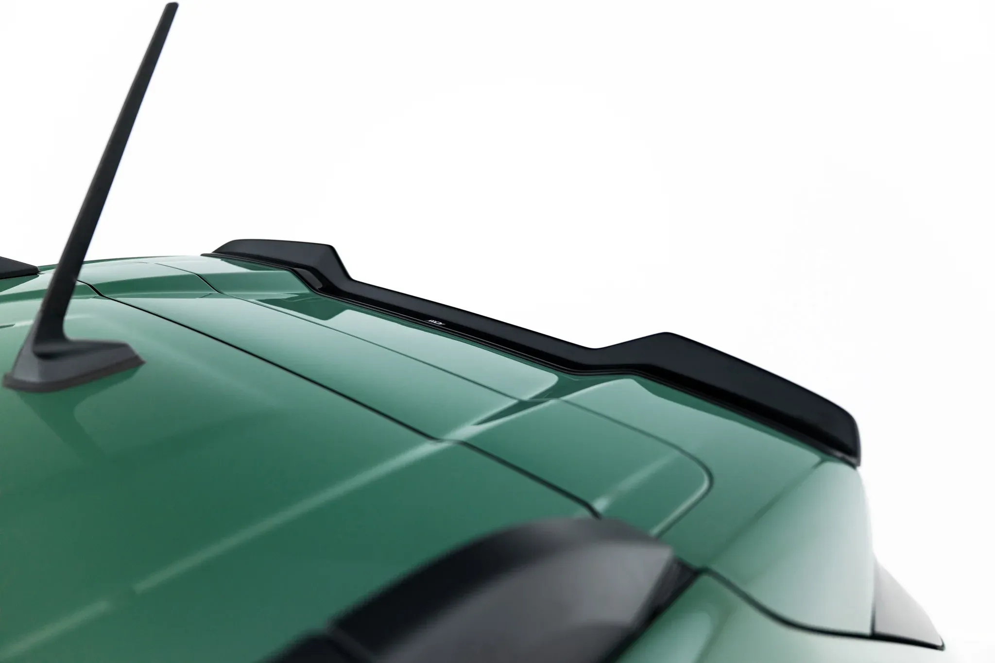 Takspoiler Dacia Duster III 2024 -> | Glossy Black Edition – bilde 4