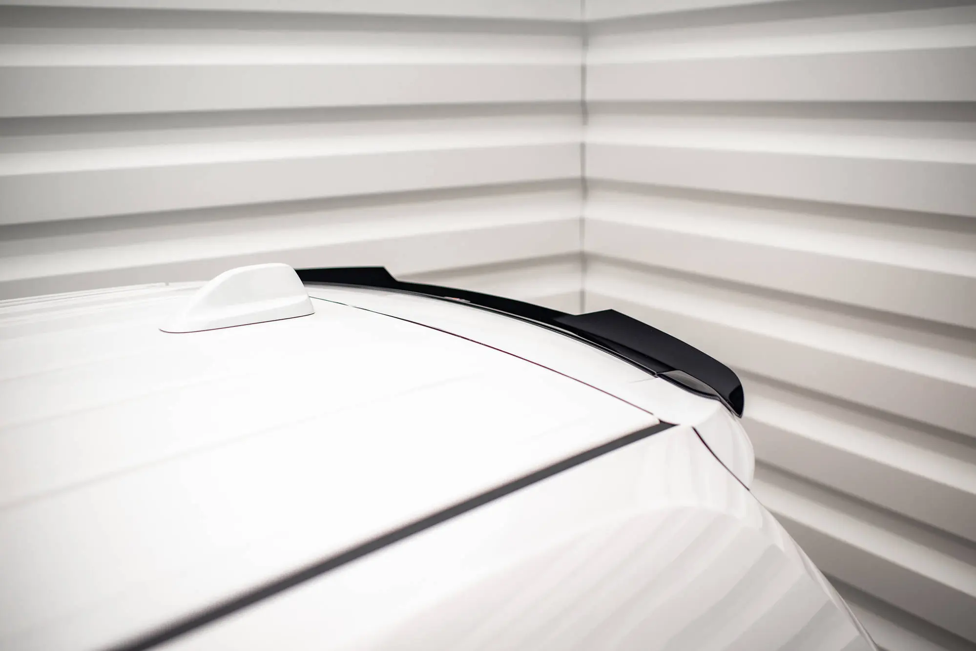 TAKSPOILER Dodge Durango III RT 2014-2020 Facelift