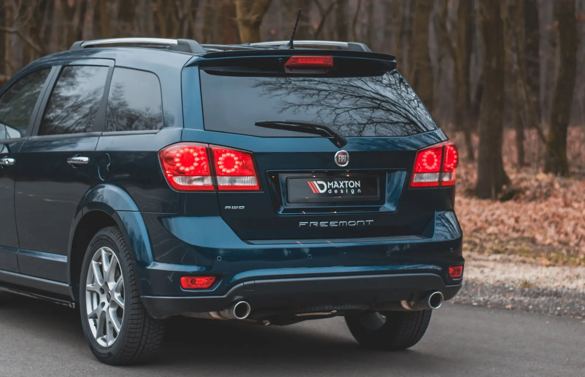 TAKSPOILER FIAT Freemont 2011-2015 – bilde 4