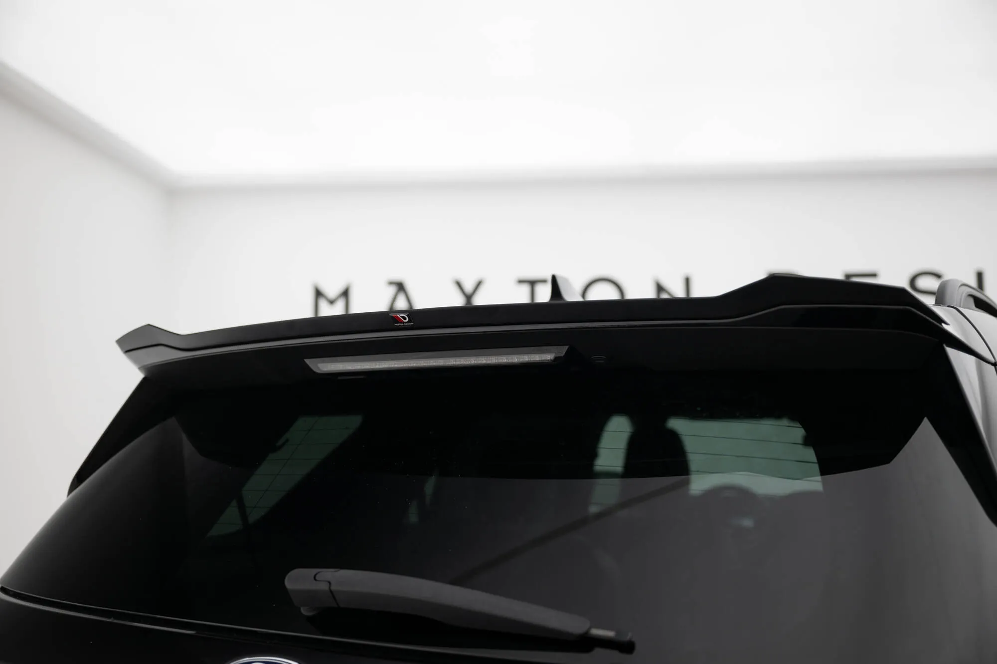 Takspoiler Ford Explorer VI Xlt 2019 - 2024 | Glossy Black Edition