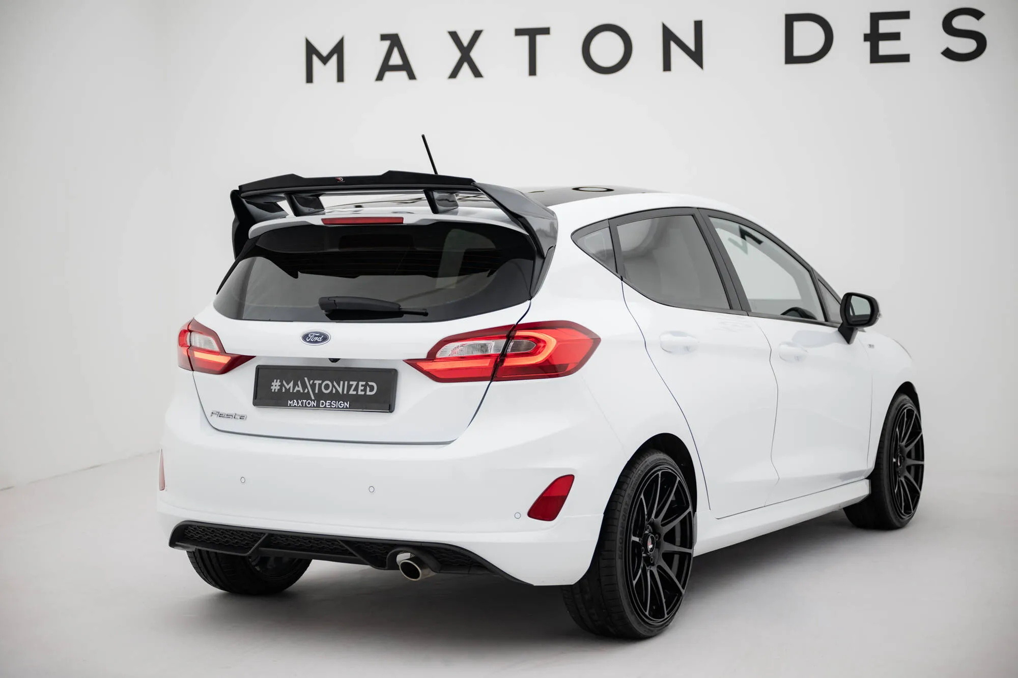 Takspoiler Ford Fiesta Mk7 2016 - 2023 | Glossy Black Edition – bilde 2