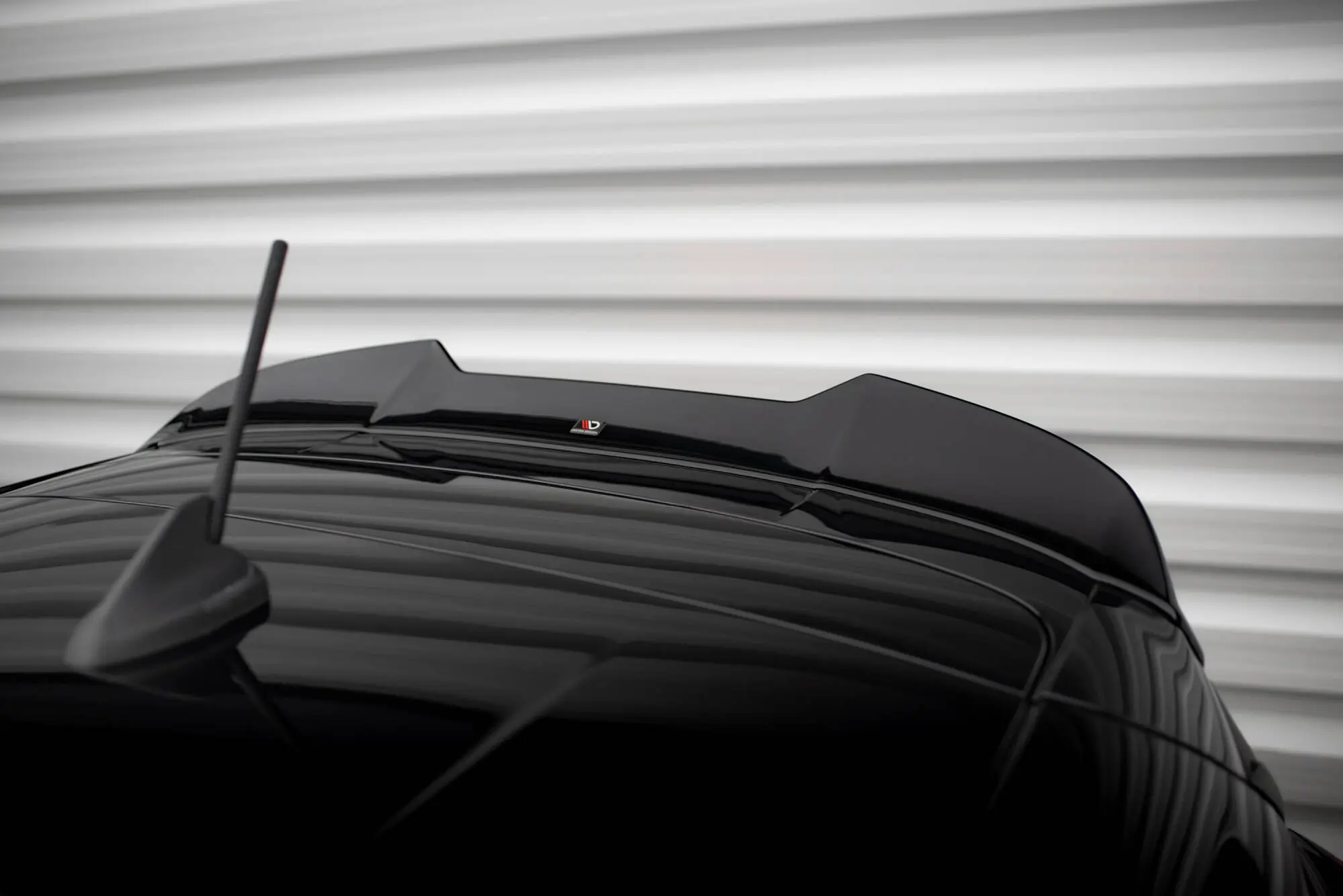 Takspoiler Ford Fiesta Mk7 ST / ST-Line 2016 - 2023 | 3D Glossy Black Edition – bilde 3