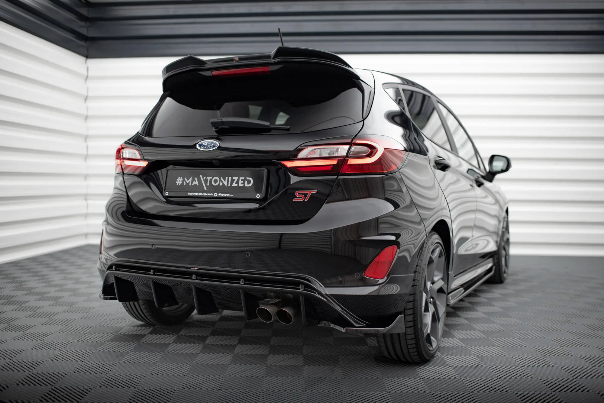 Takspoiler Ford Fiesta Mk7 ST / ST-Line 2016 - 2023 | 3D Glossy Black Edition – bilde 5
