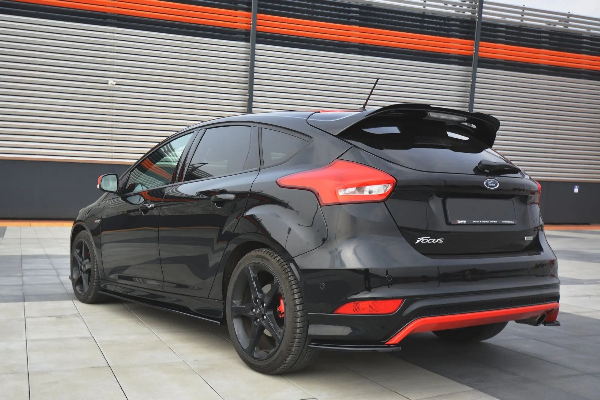 TAKSPOILER FORD FOCUS ST-LINE mk3 2015-2018 (facelift)