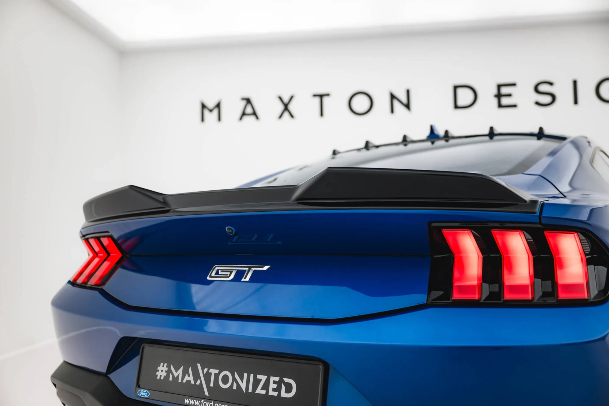 Takspoiler Ford Mustang GT Mk7 2023 -> | Glossy Black Edition