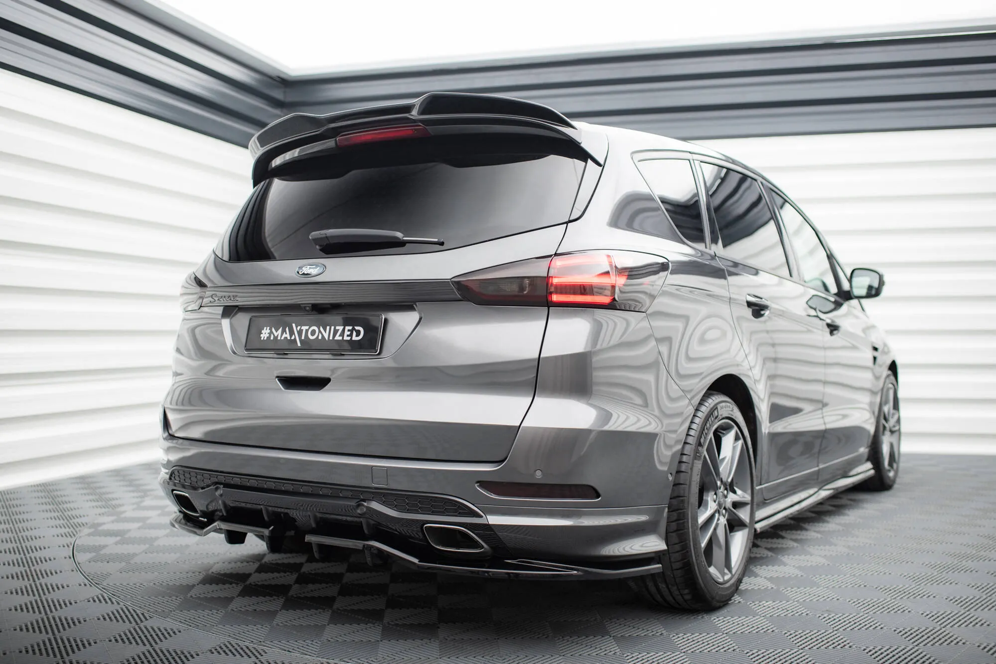 Takspoiler Ford S-Max ST-Line II 2014 - 2019 | Glossy Black Edition – bilde 2