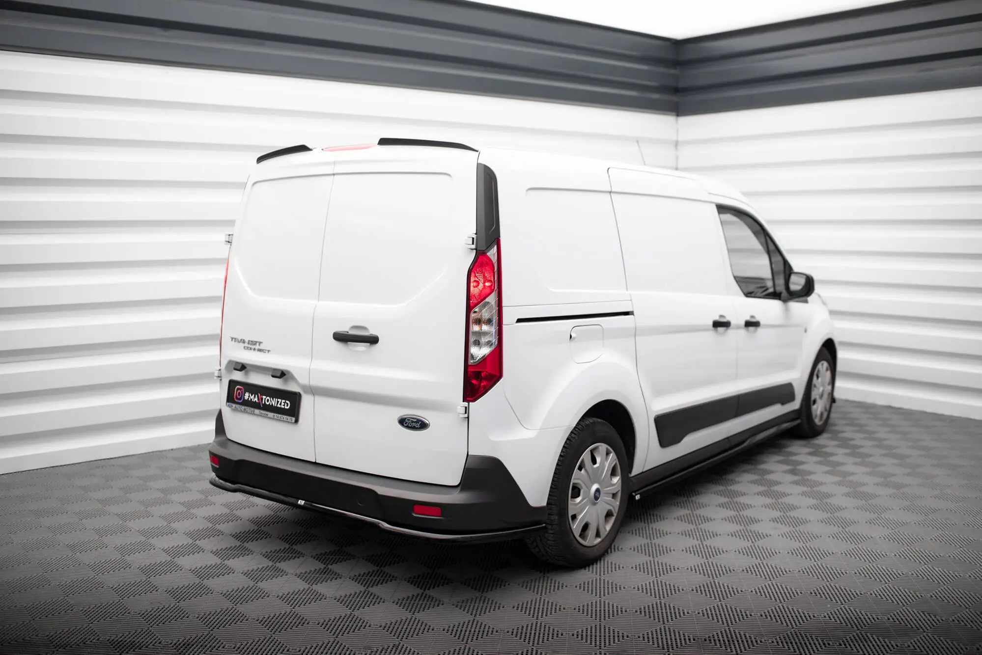 Takspoiler Ford Transit Connect II Facelift 2017 - 2022 | Glossy Black Edition – bilde 2