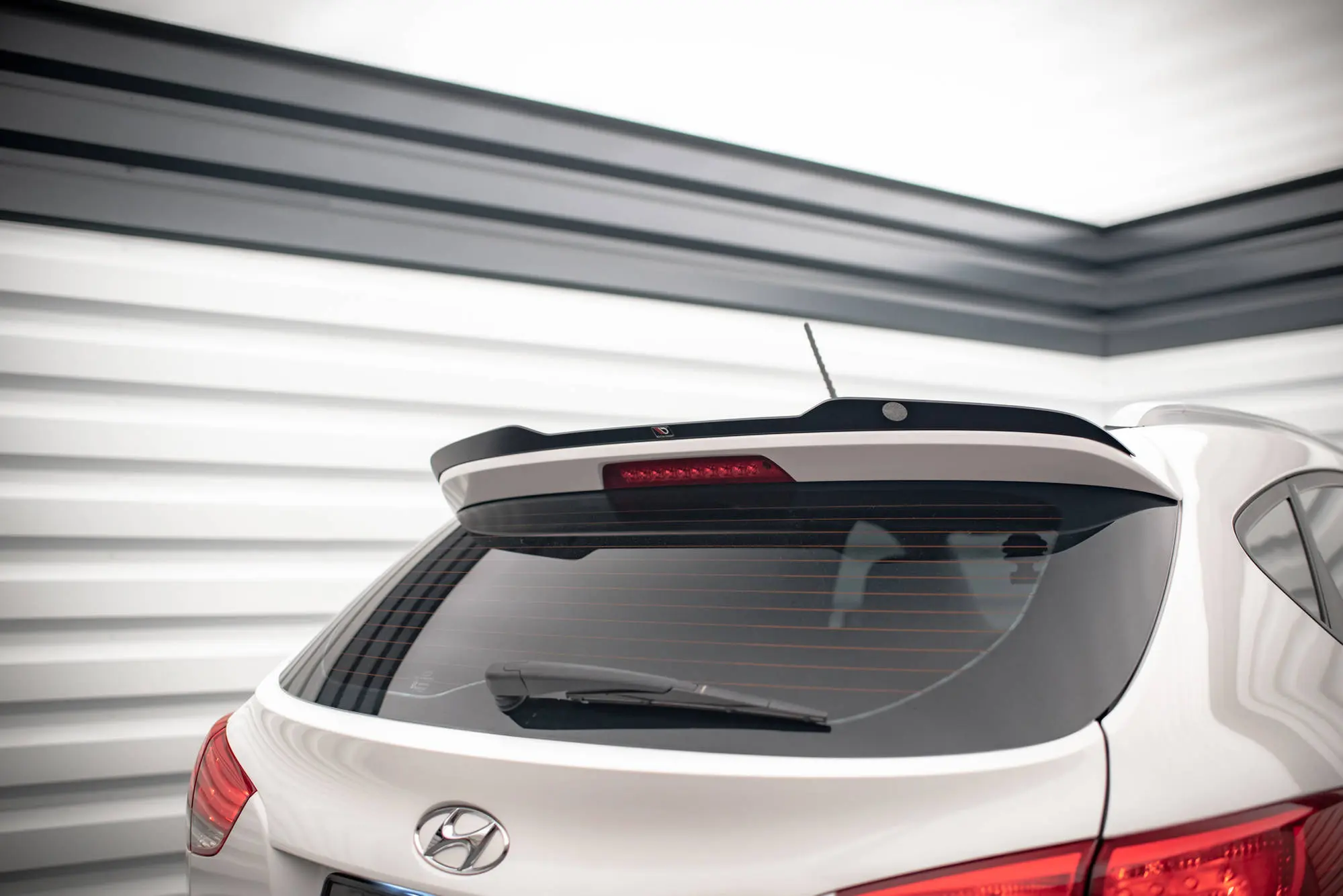 TAKSPOILER Hyundai ix35 mk1 2009-2013