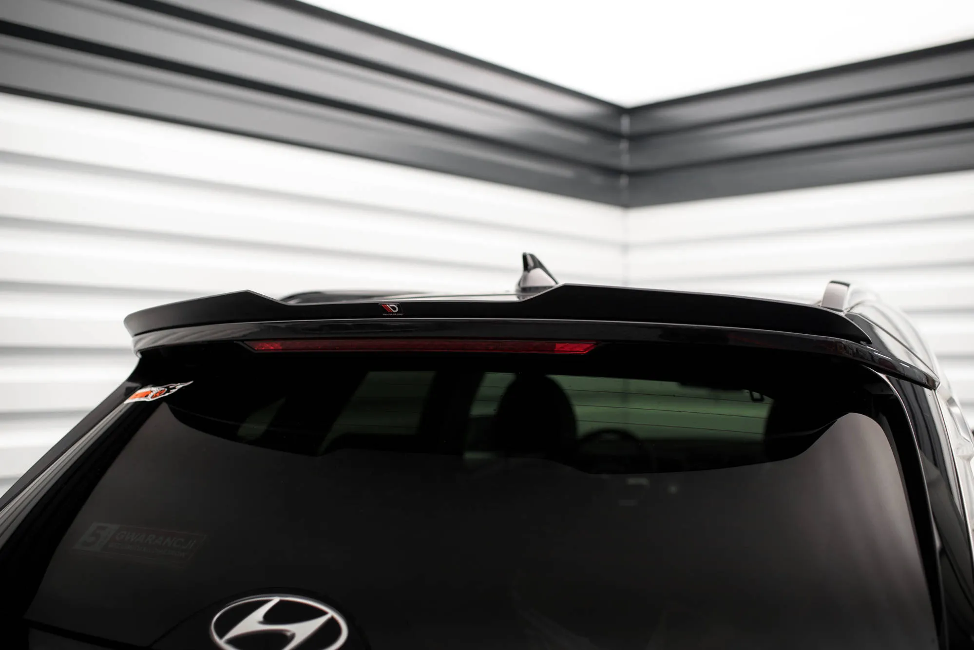 Takspoiler Hyundai Tucson Mk4 2020 - 2024 | Glossy Black Edition