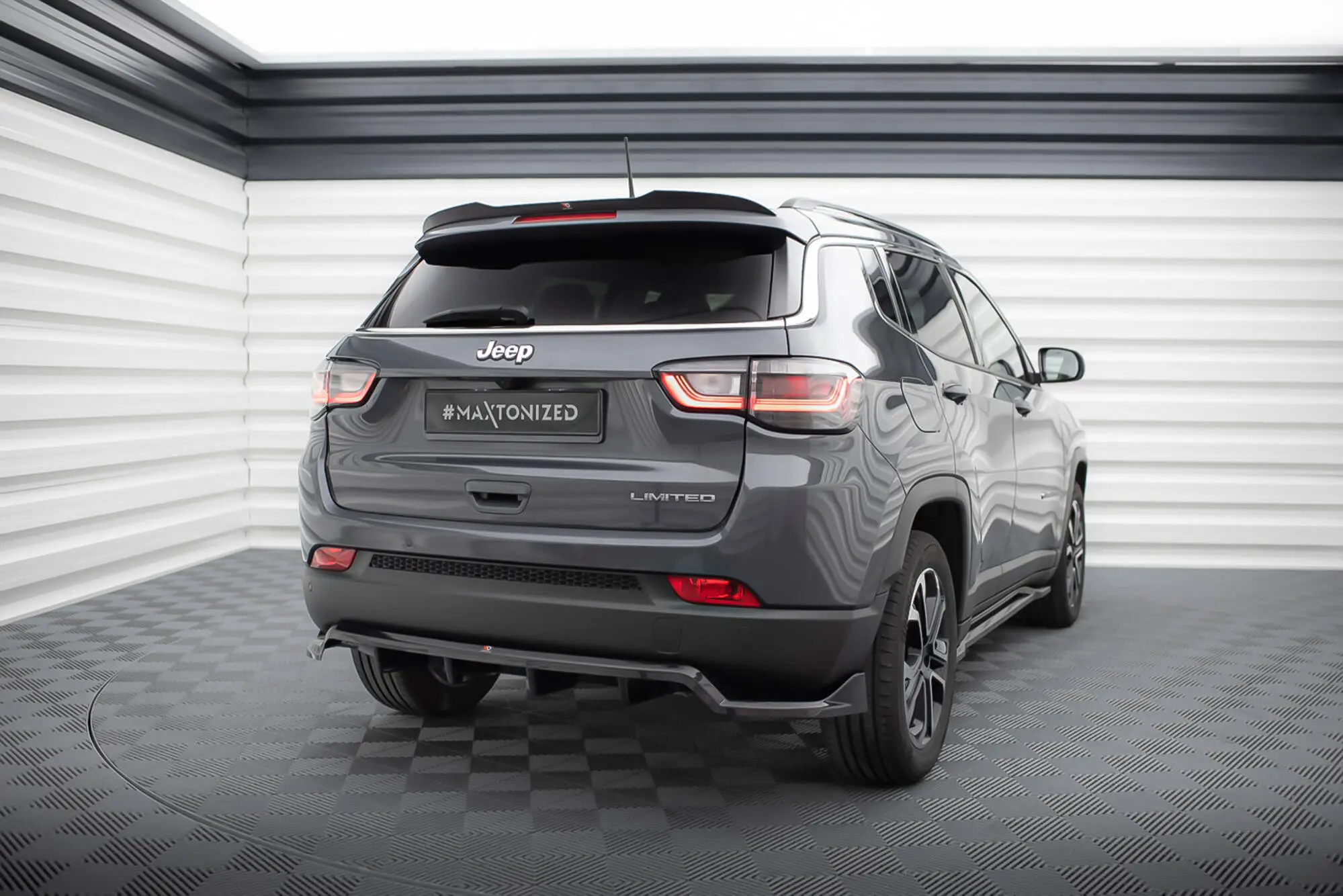 Takspoiler Jeep Compass II Limited Facelift 2020 -> | Glossy Black Edition – bilde 4