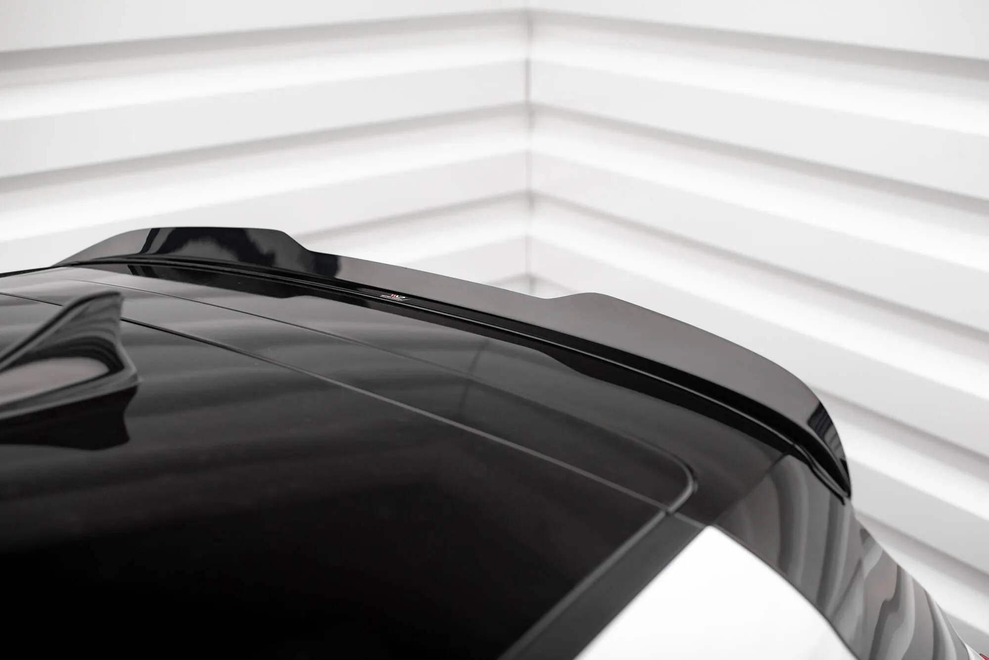 Takspoiler Kia Ceed GT III 2018 - 2021 | Glossy Black Edition – bilde 3