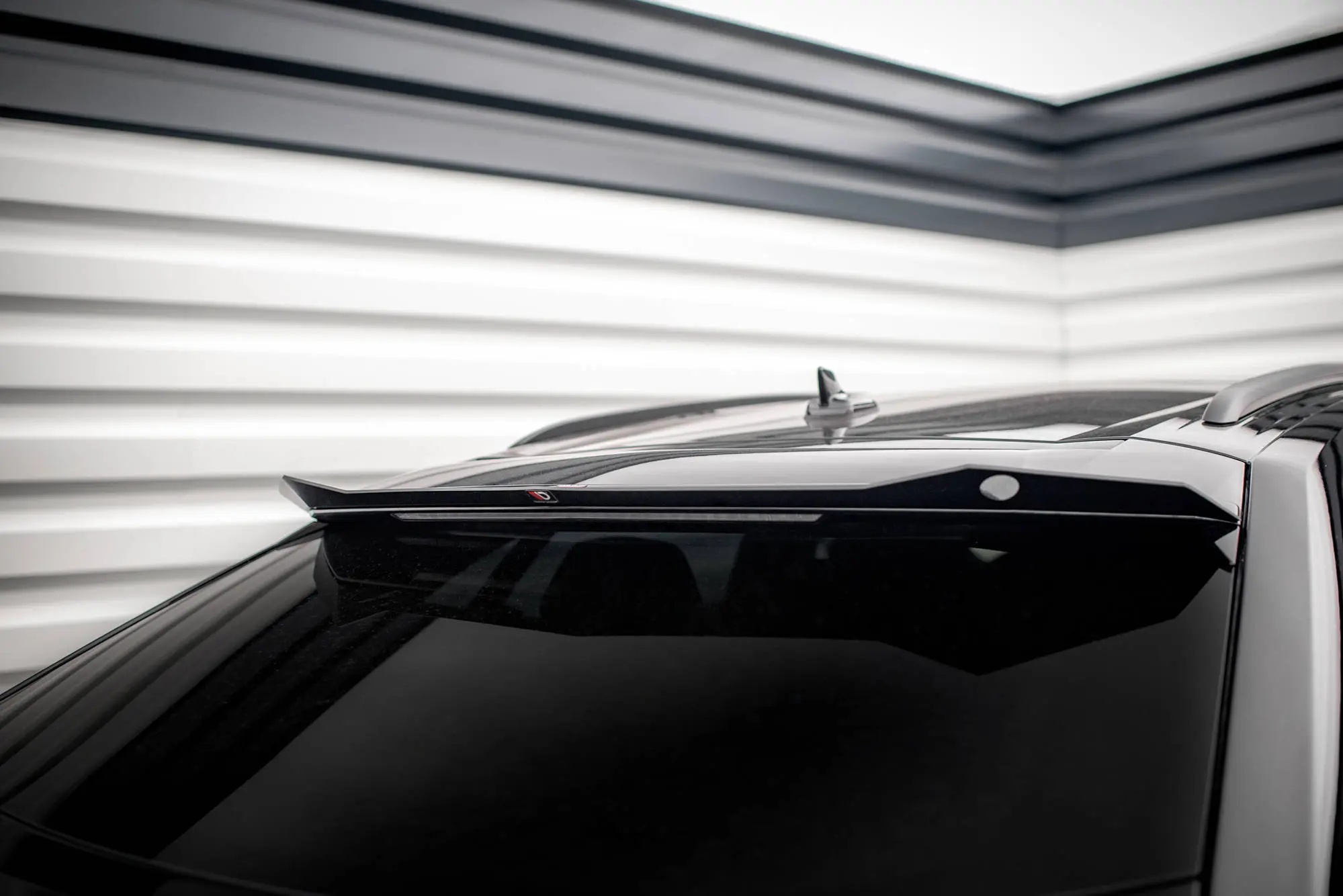 Takspoiler Lamborghini Urus 2018->