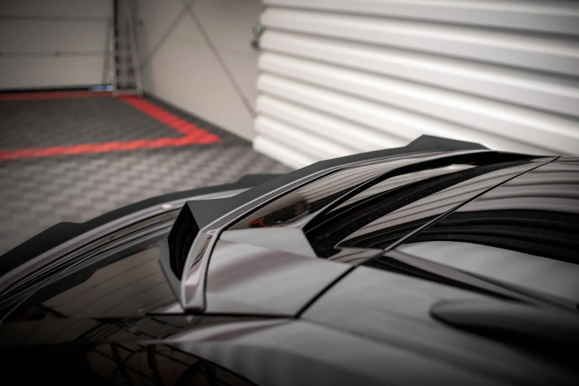 Takspoiler Lamborghini Urus 2018-> – bilde 2