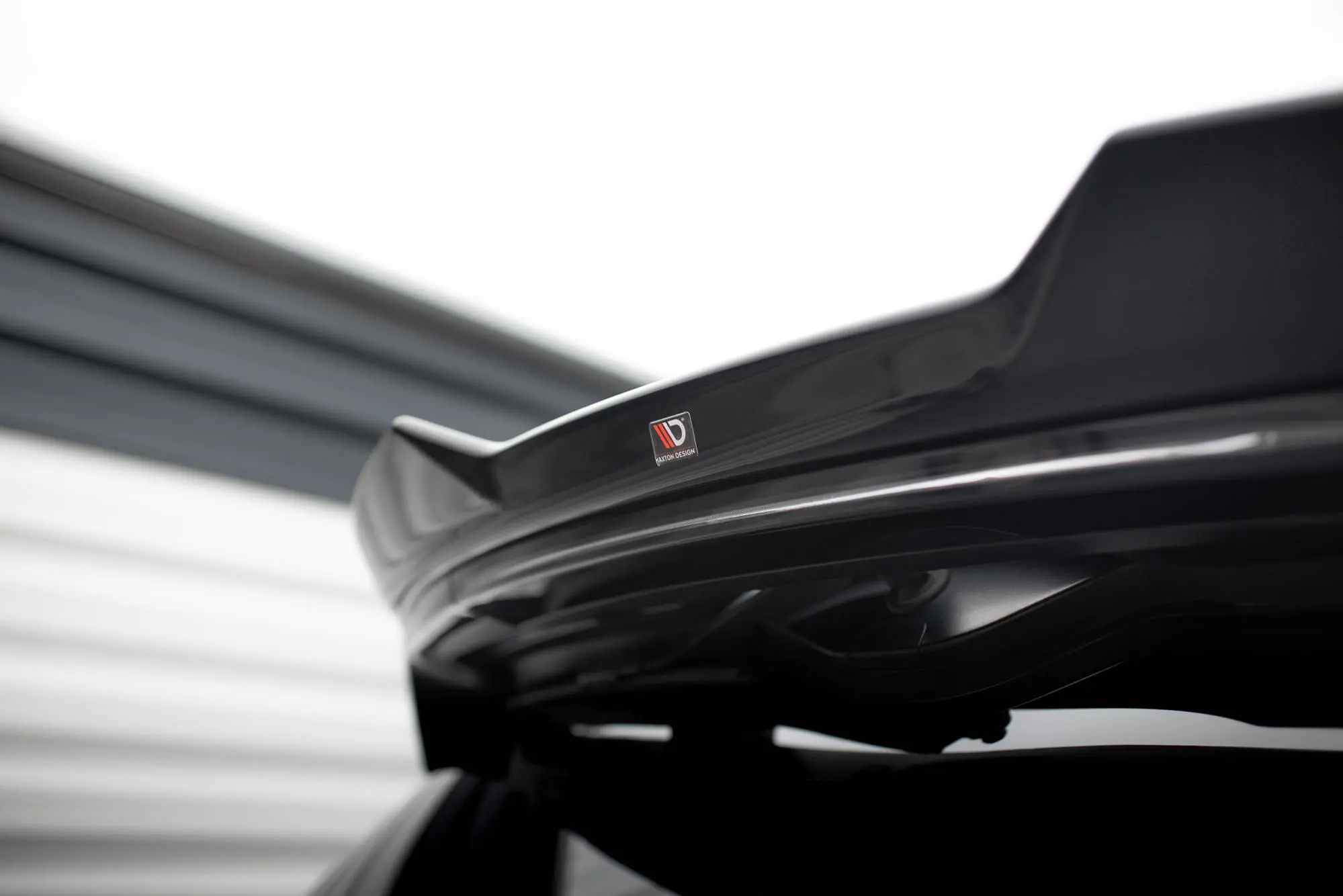Takspoiler Land Rover Discovery 5 (L462) HSE 2016 ->  | 3D Glossy Black Edition – bilde 2