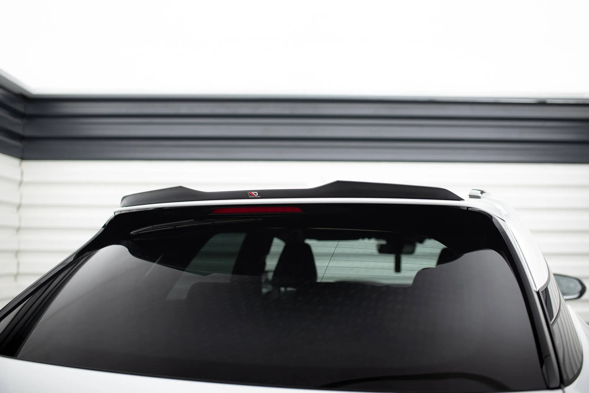 Takspoiler Lexus RX F-Sport Mk5 2022 - | Glossy Black Edition