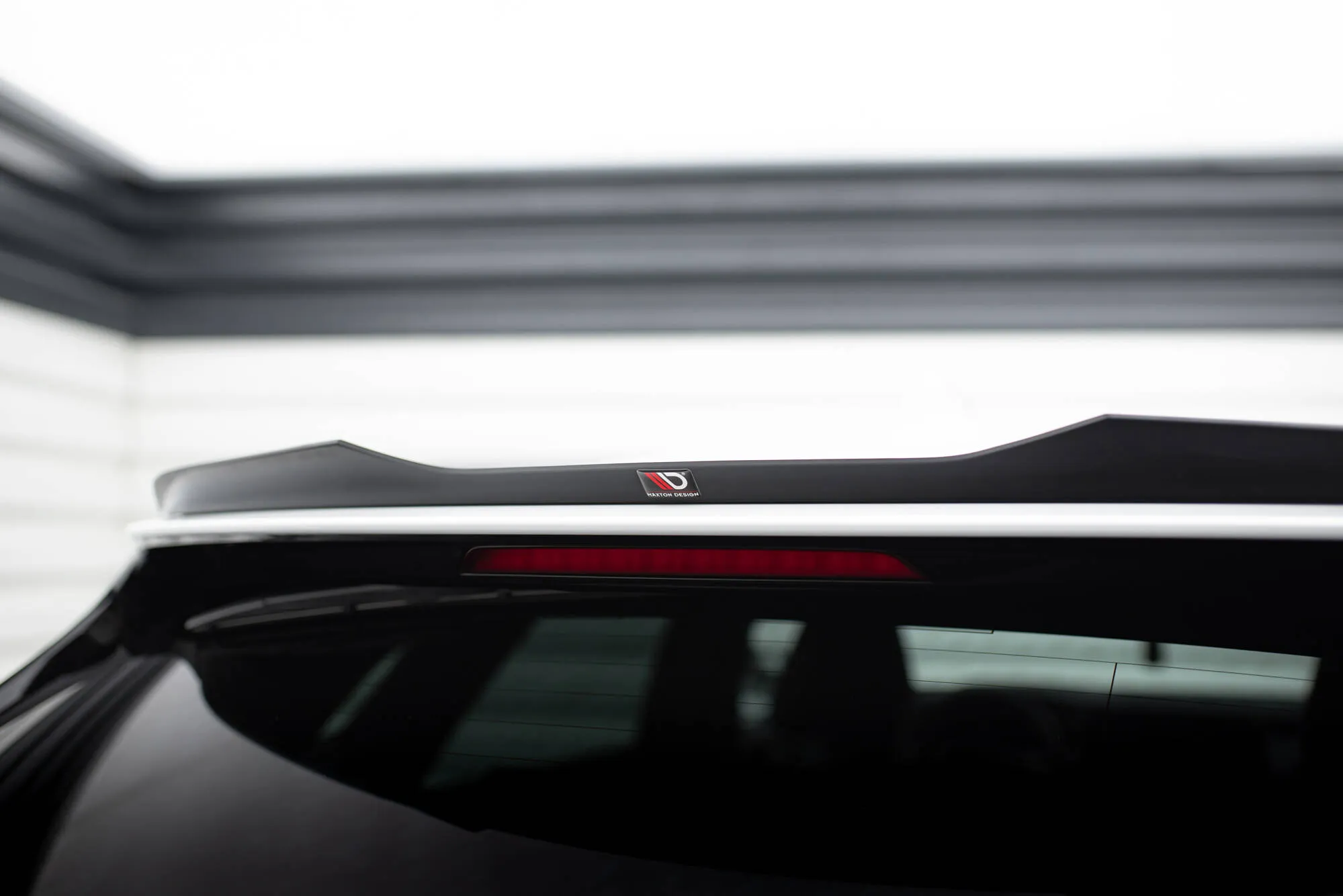 Takspoiler Lexus RX F-Sport Mk5 2022 - | Glossy Black Edition – bilde 3