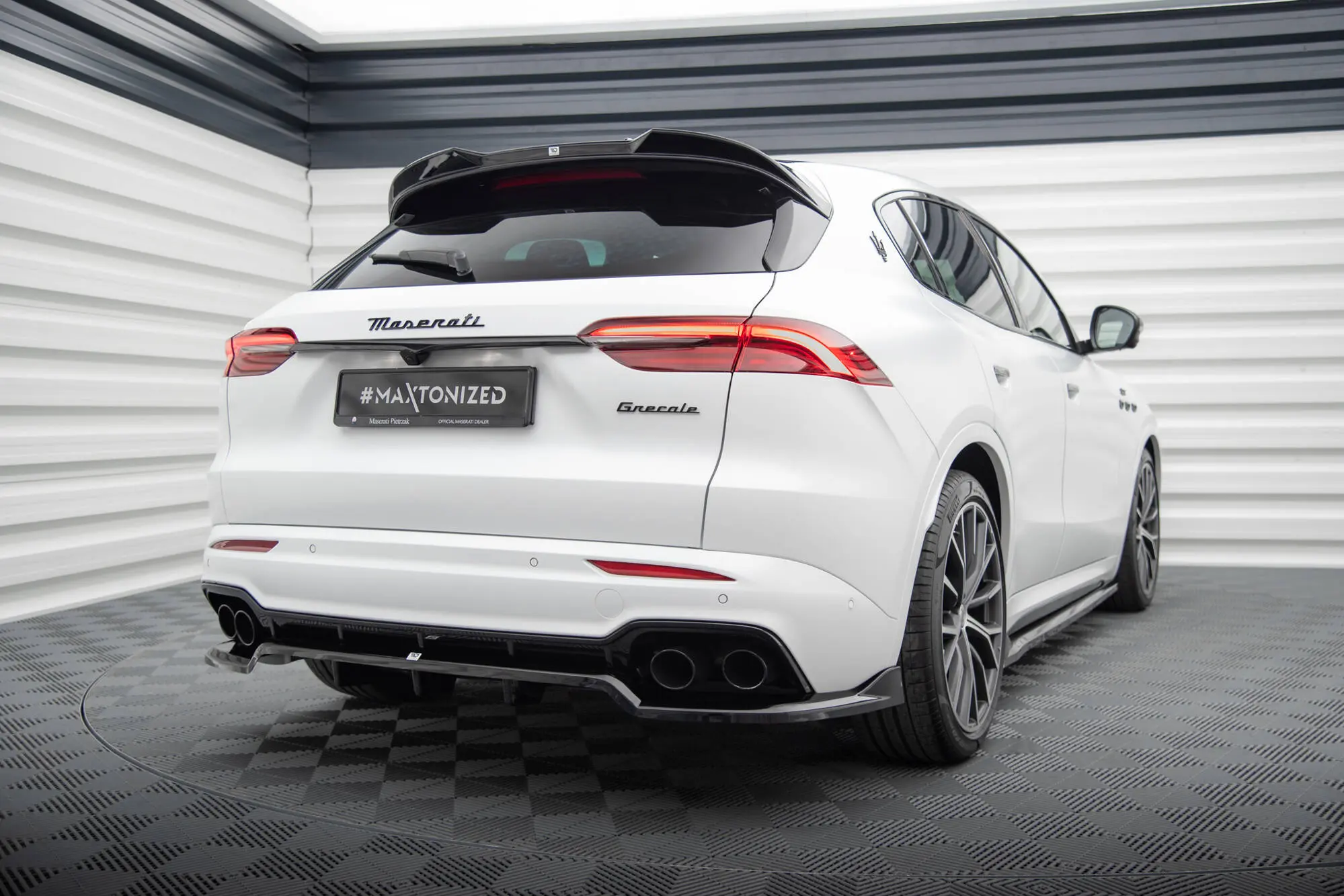 Takspoiler Maserati Grecale GT 2022 - > / Maserati Grecale Modena 2022 - > | 3D Glossy Black Edition – bilde 5