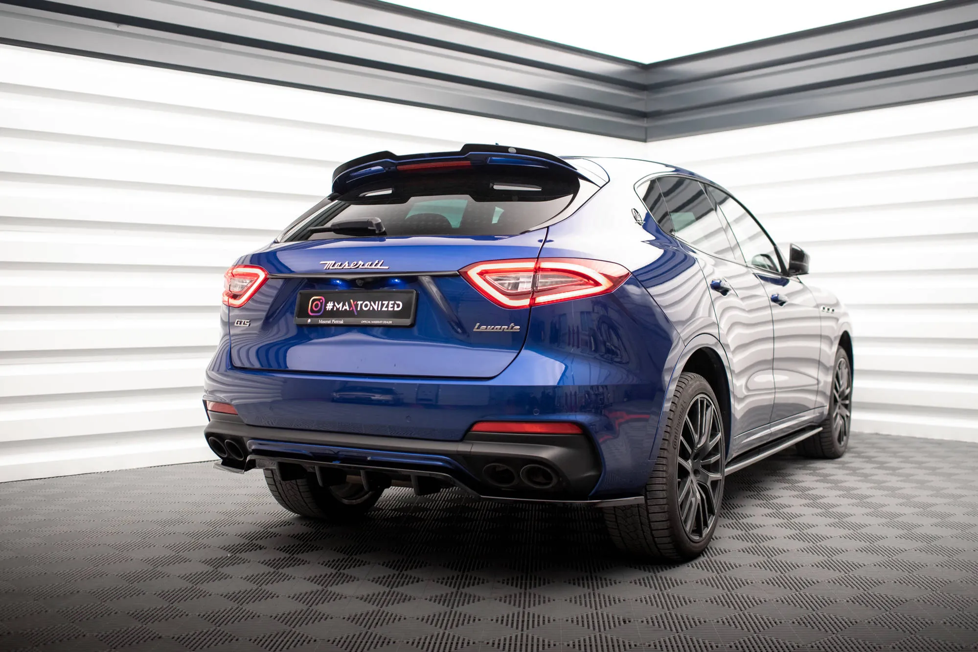 Takspoiler Maserati Levante GTS Mk1 2018 - 2023 | Glossy Black Edition – bilde 2