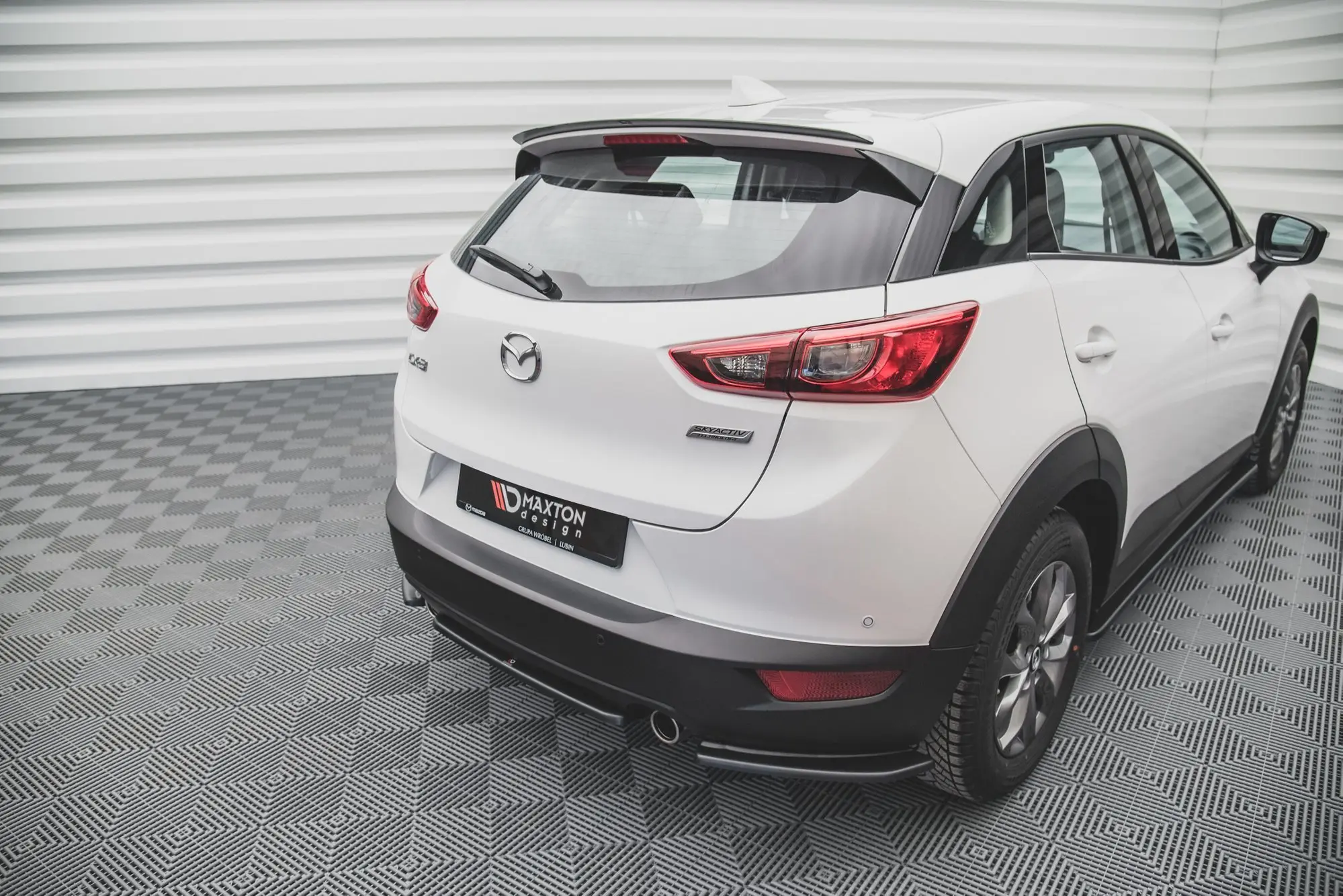 TAKSPOILER Mazda CX-3 2014 - 2023 – bilde 3