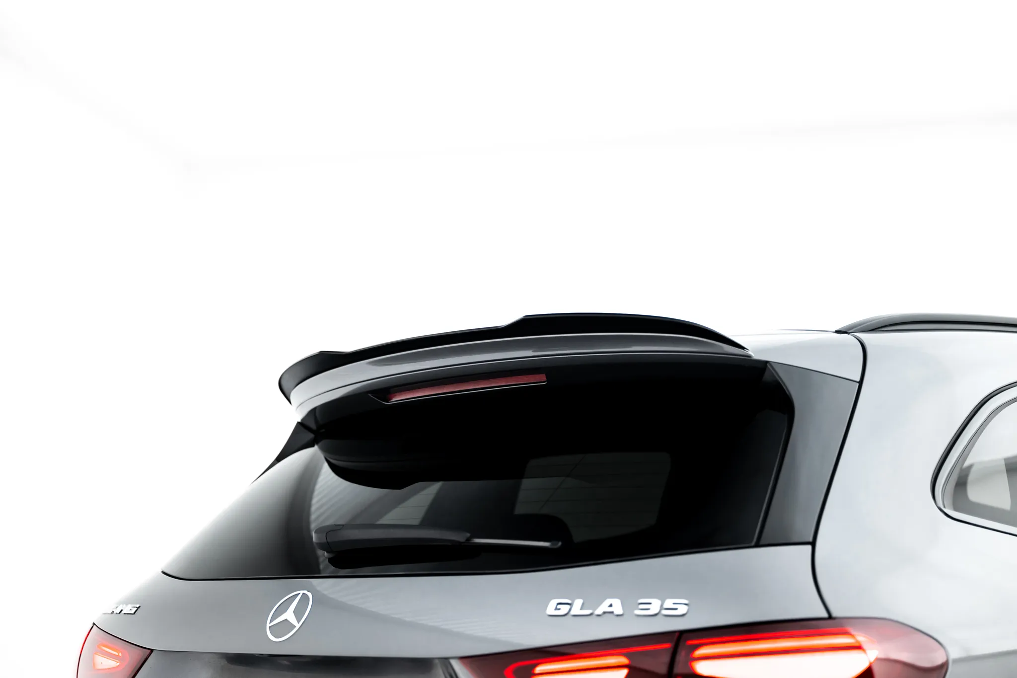 Takspoiler Mercedes-Benz AMG Gla 35 (H247) Facelift 2023 -> | Glossy Black Edition