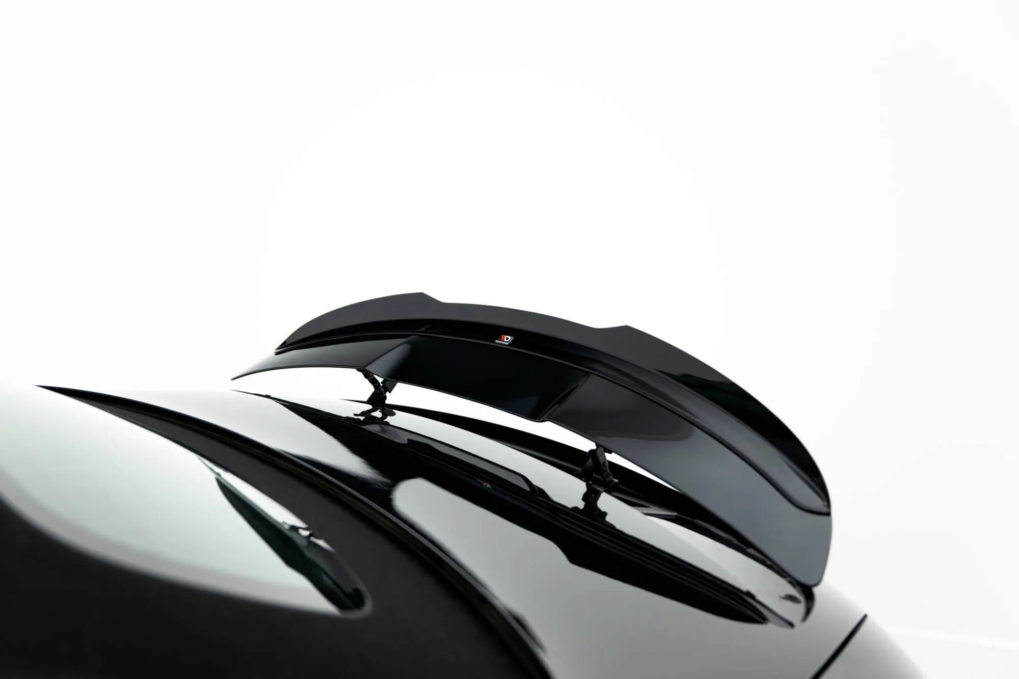 Takspoiler Mercedes-Benz AMG SL 63 (R232) 2022 -> | Glossy Black Edition – bilde 2