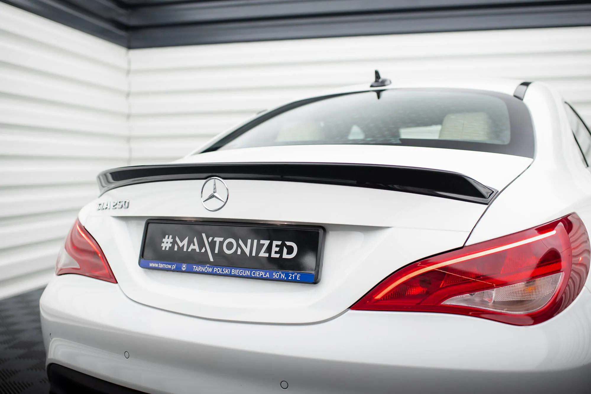 Takspoiler Mercedes-Benz Cla (C117) Facelift 2017 - 2019 | Glossy Black Edition