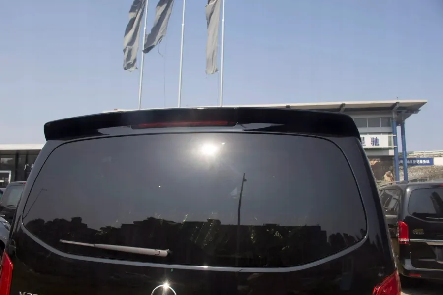 Takspoiler Mercedes-Benz Vito / V-Klasse (W447) 2014+ │ Glossy Black Edition – bilde 4
