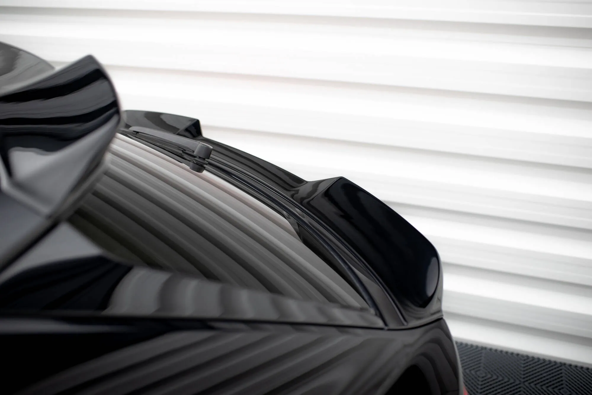 Takspoiler (nedre) Audi RS Q8 2019 - > | Glossy Black Edition – bilde 6