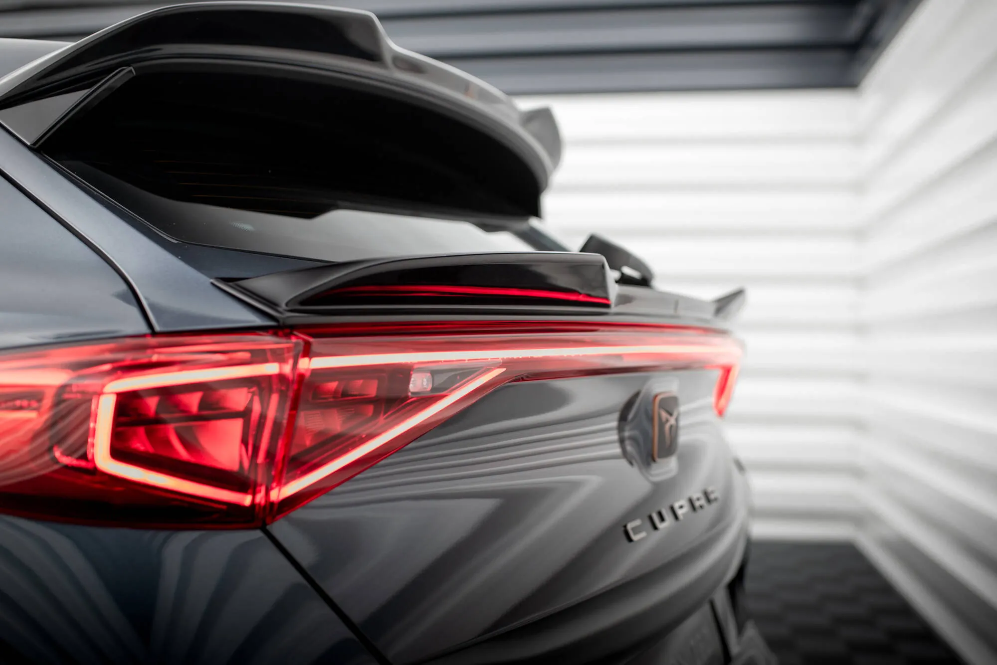 Takspoiler (nedre) Cupra Formentor 2020 - > | Glossy Black Edition – bilde 5