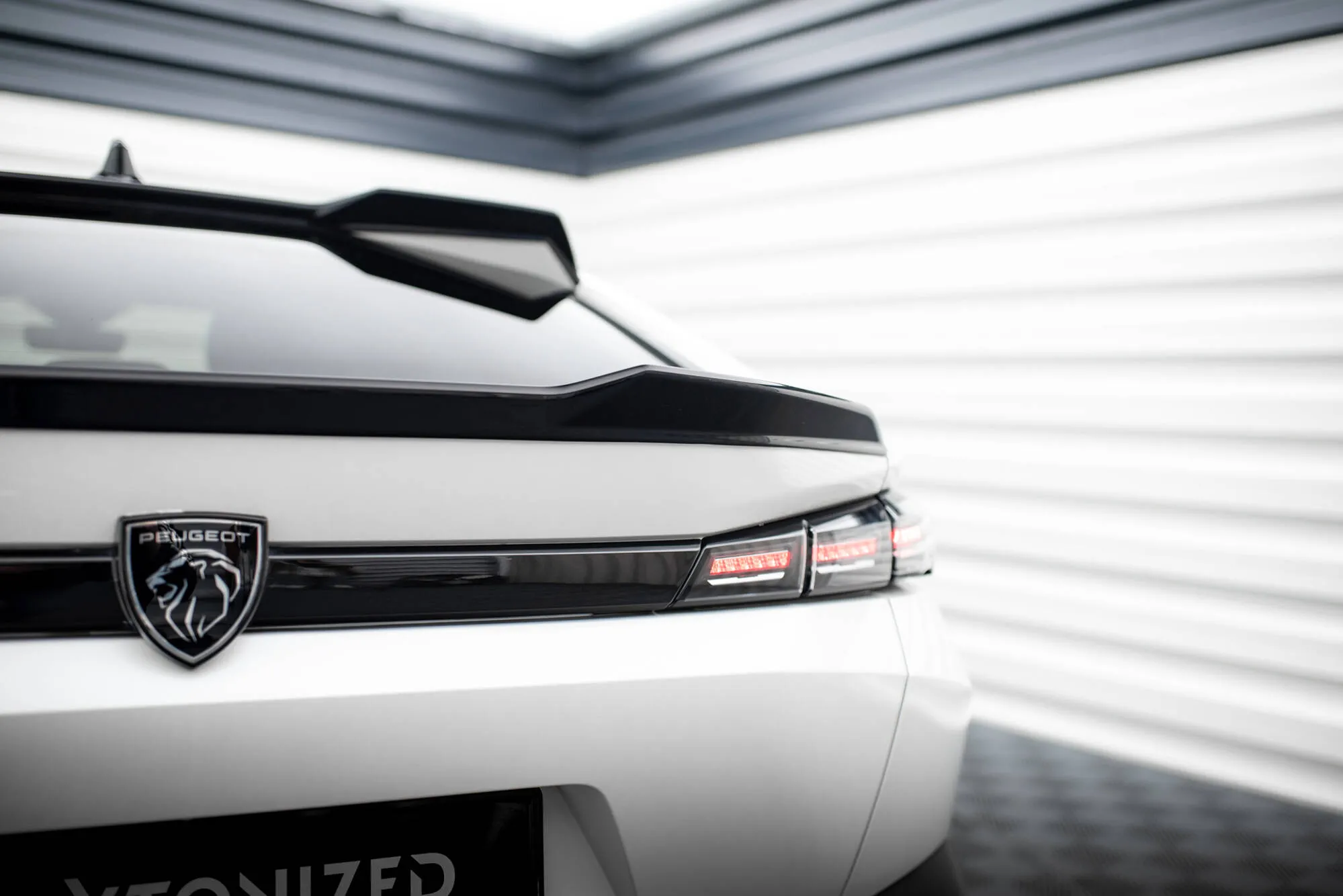 Takspoiler (nedre) Peugeot 408 I 2010 - 2017 | Glossy Black Edition – bilde 3