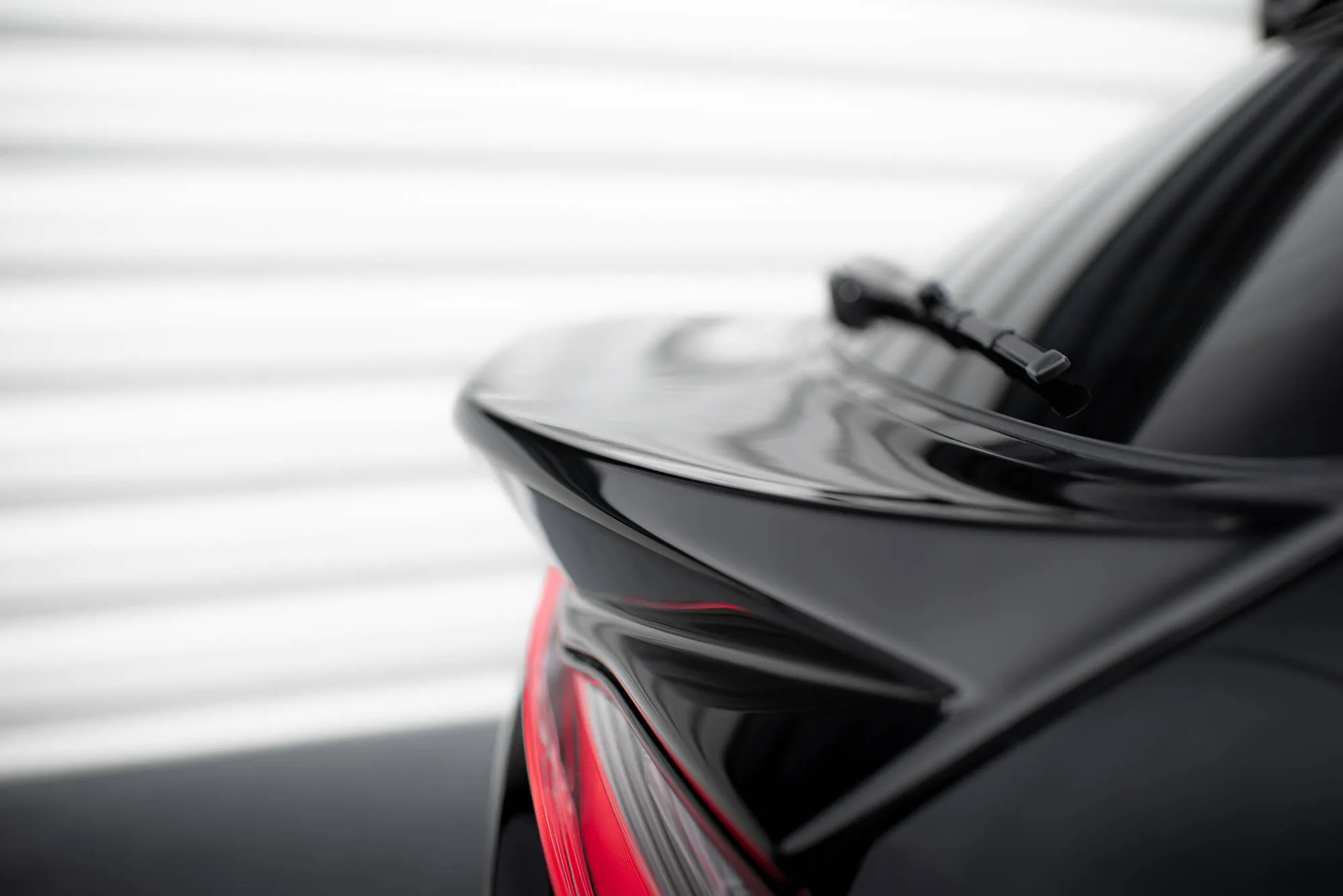 Takspoiler (nedre) Porsche Macan (Mk1 Facelift) 2018-2021 | Glossy Black Edition – bilde 3