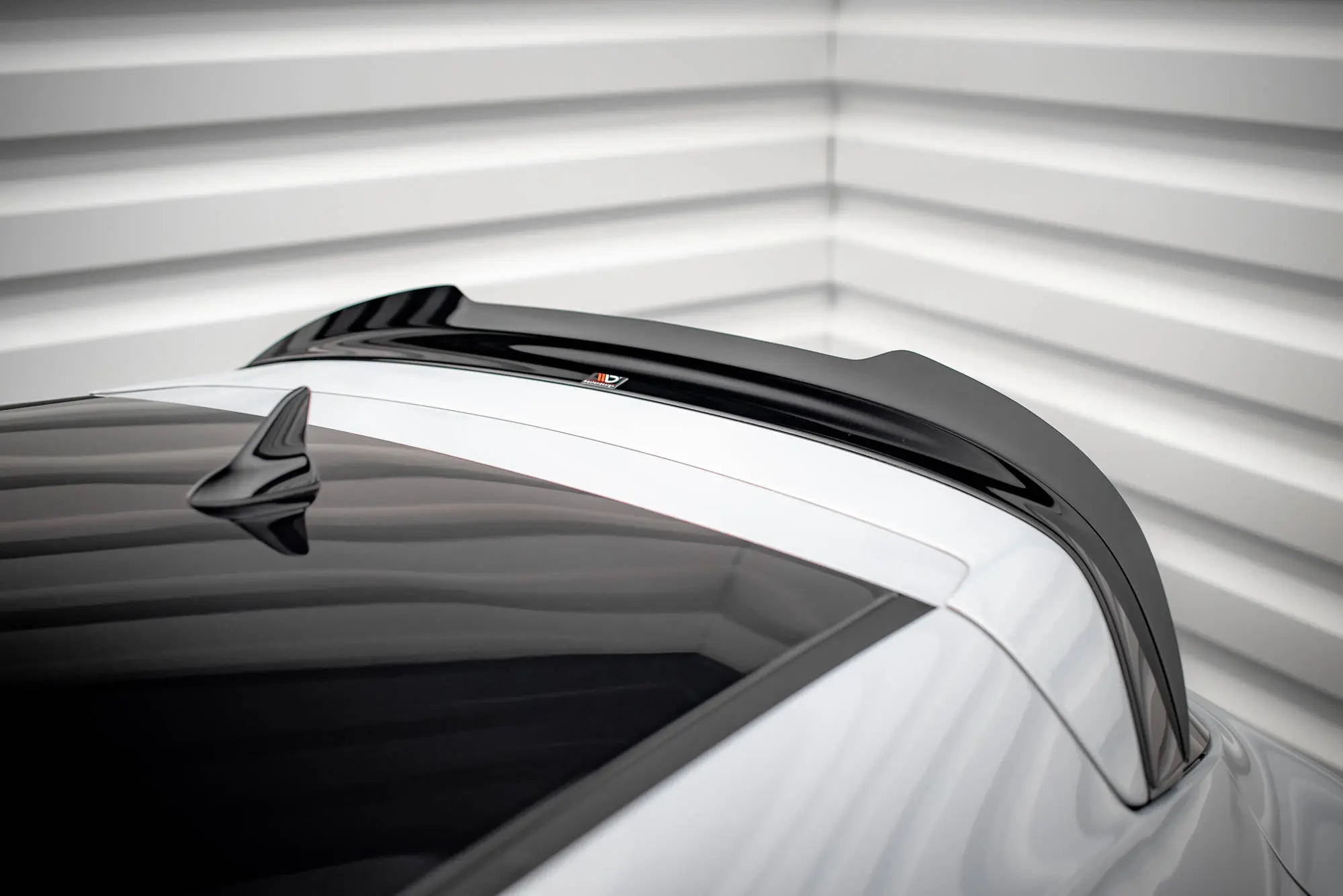 TAKSPOILER OPEL Astra J GTC  OPC-Line 2011-2018 – bilde 3