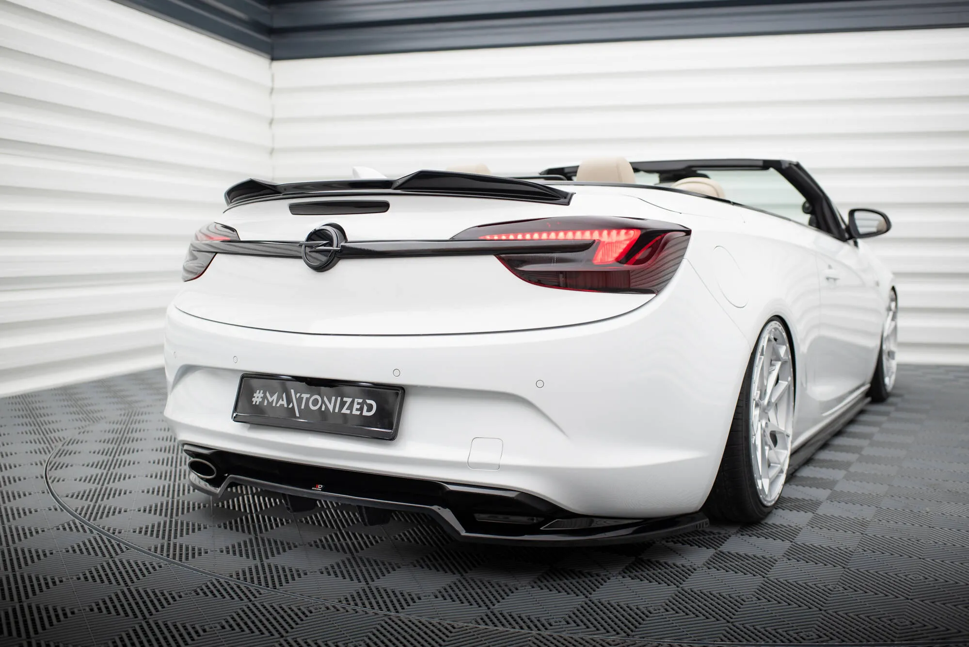 Takspoiler Opel Cascada 2013 - 2019 | Glossy Black Edition – bilde 3