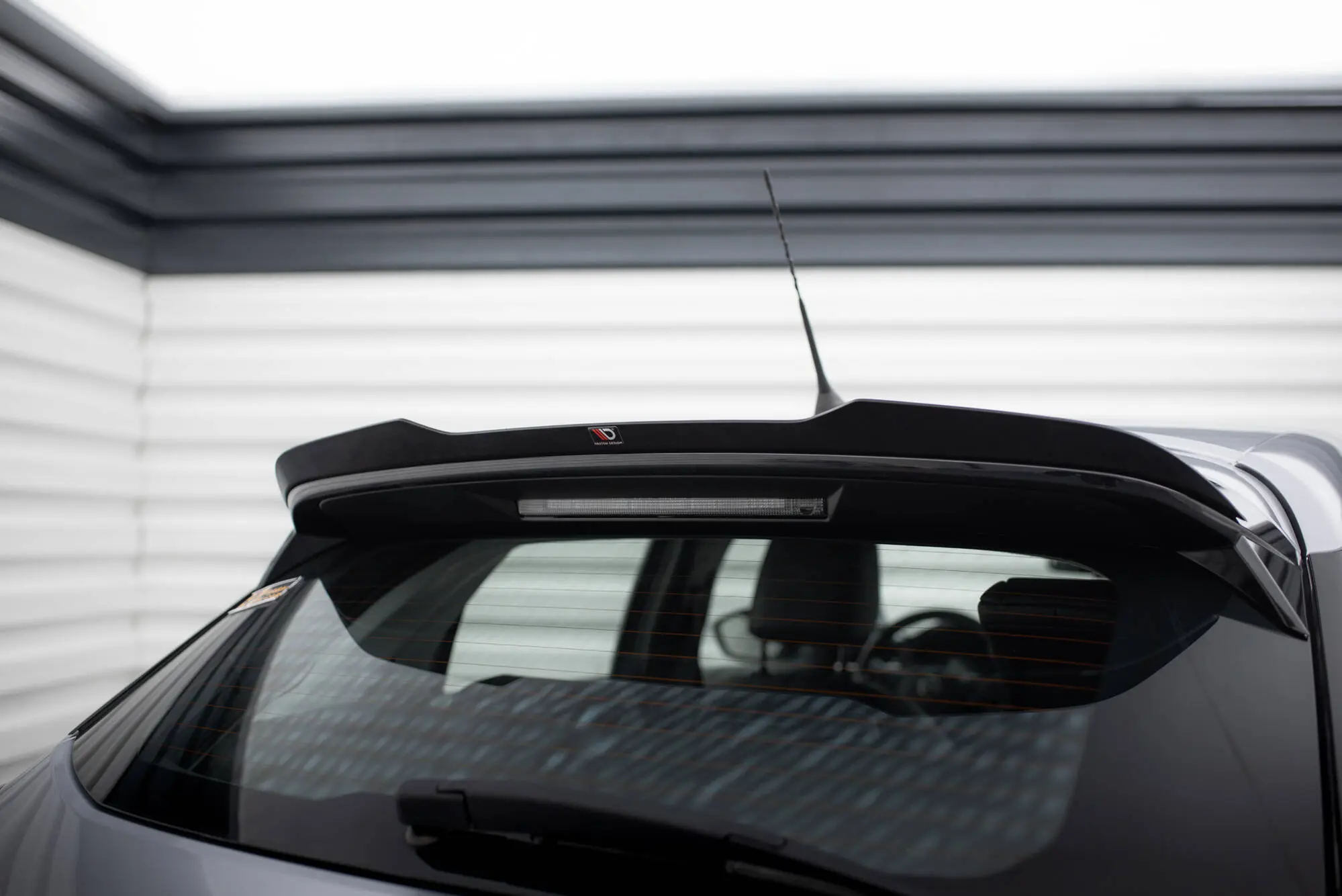 Takspoiler Opel Corsa F / Corsa-e 2019 -> | Glossy Black Edition – bilde 3