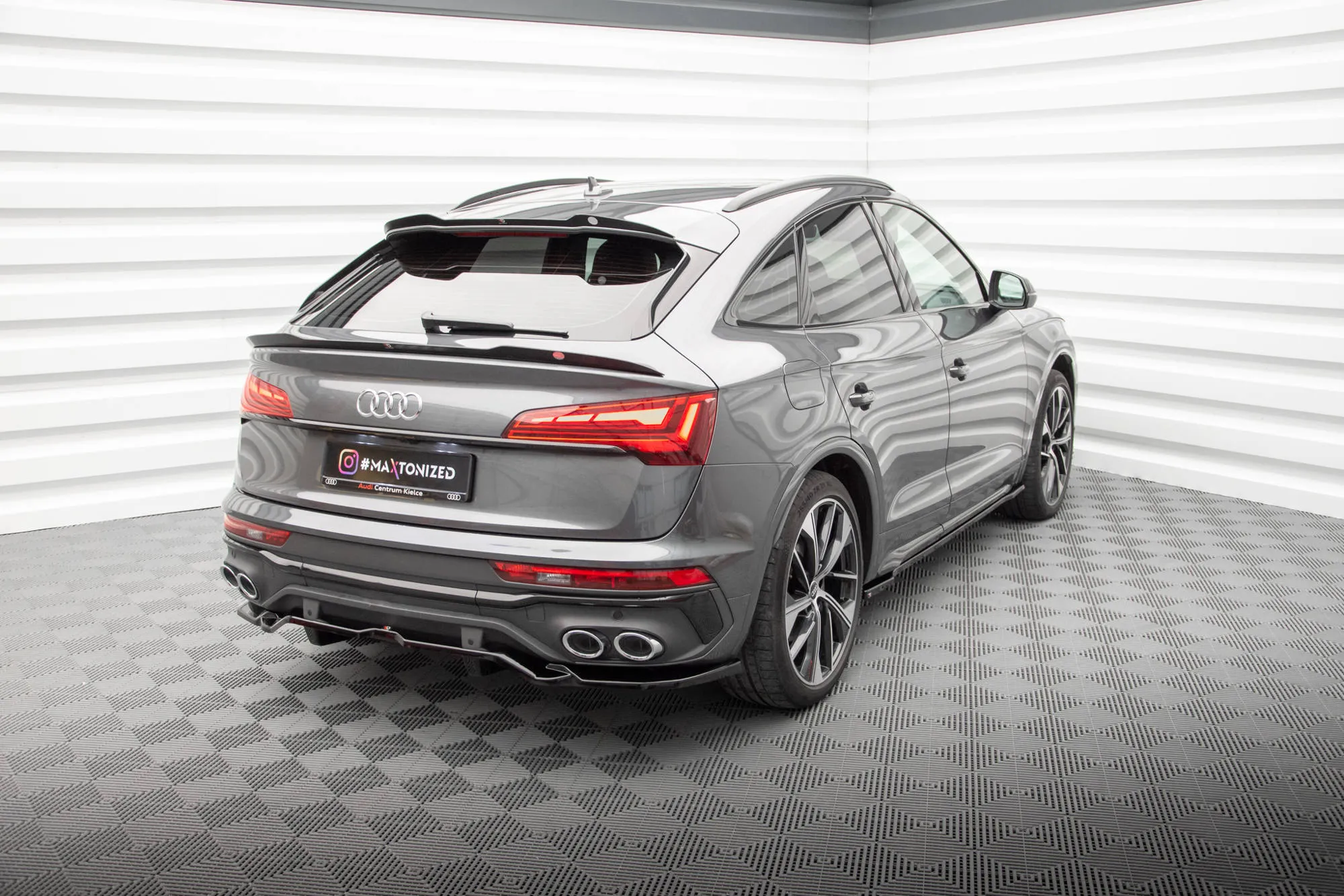 Takspoiler (øvre) Audi Q5 S Mk2 Facelift 2020 - 2024 | Glossy Black Edition – bilde 2