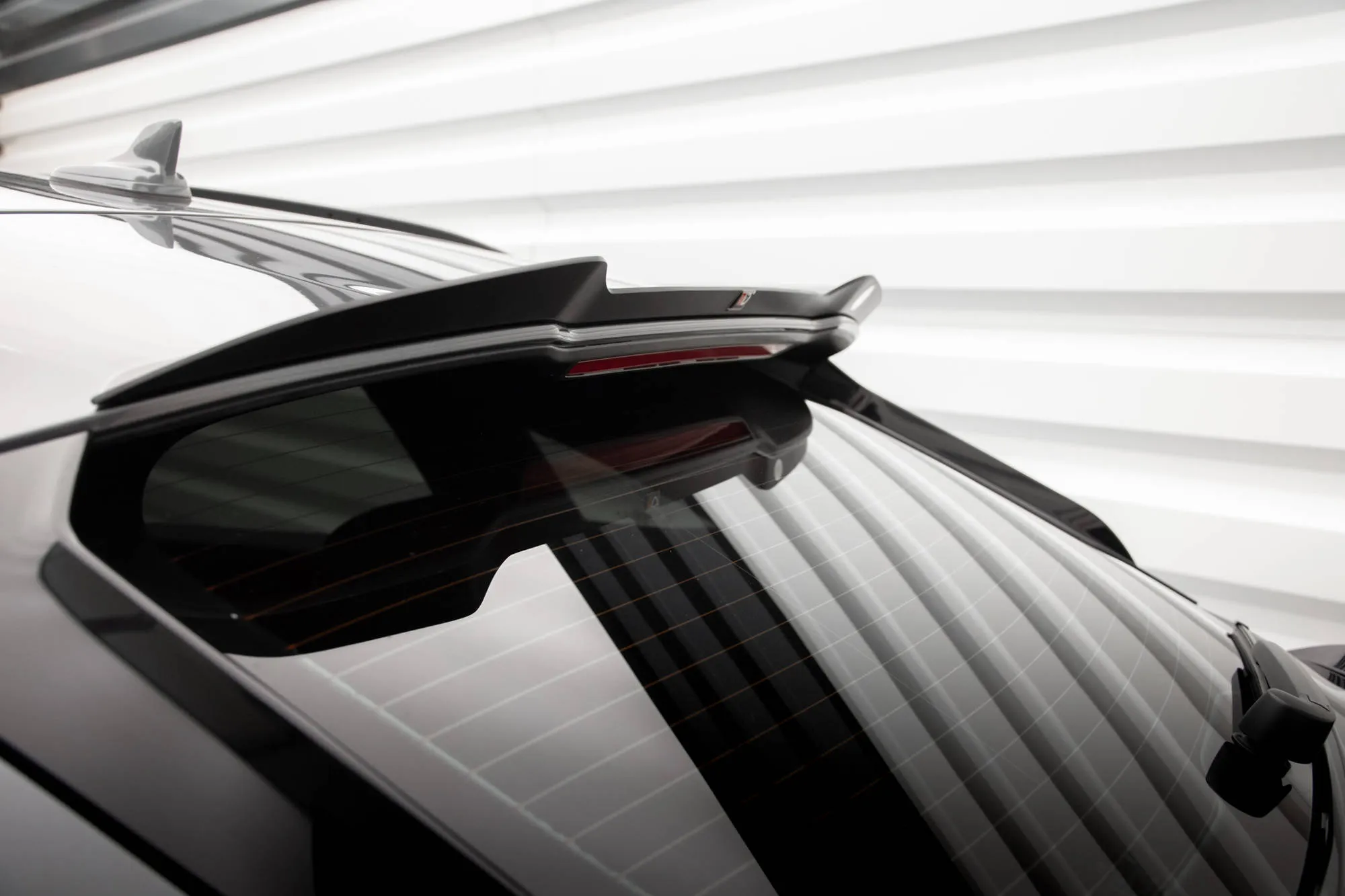Takspoiler (øvre) Audi Q5 S Mk2 Facelift 2020 - 2024 | Glossy Black Edition – bilde 3