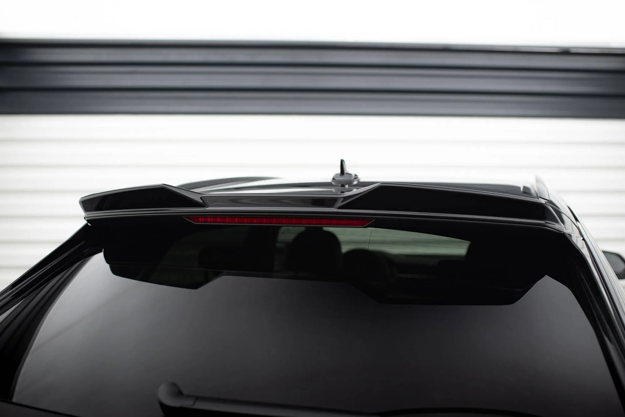 Takspoiler (øvre) Audi (SQ8) Mk1 2019 - 2023 | Glossy Black Edition