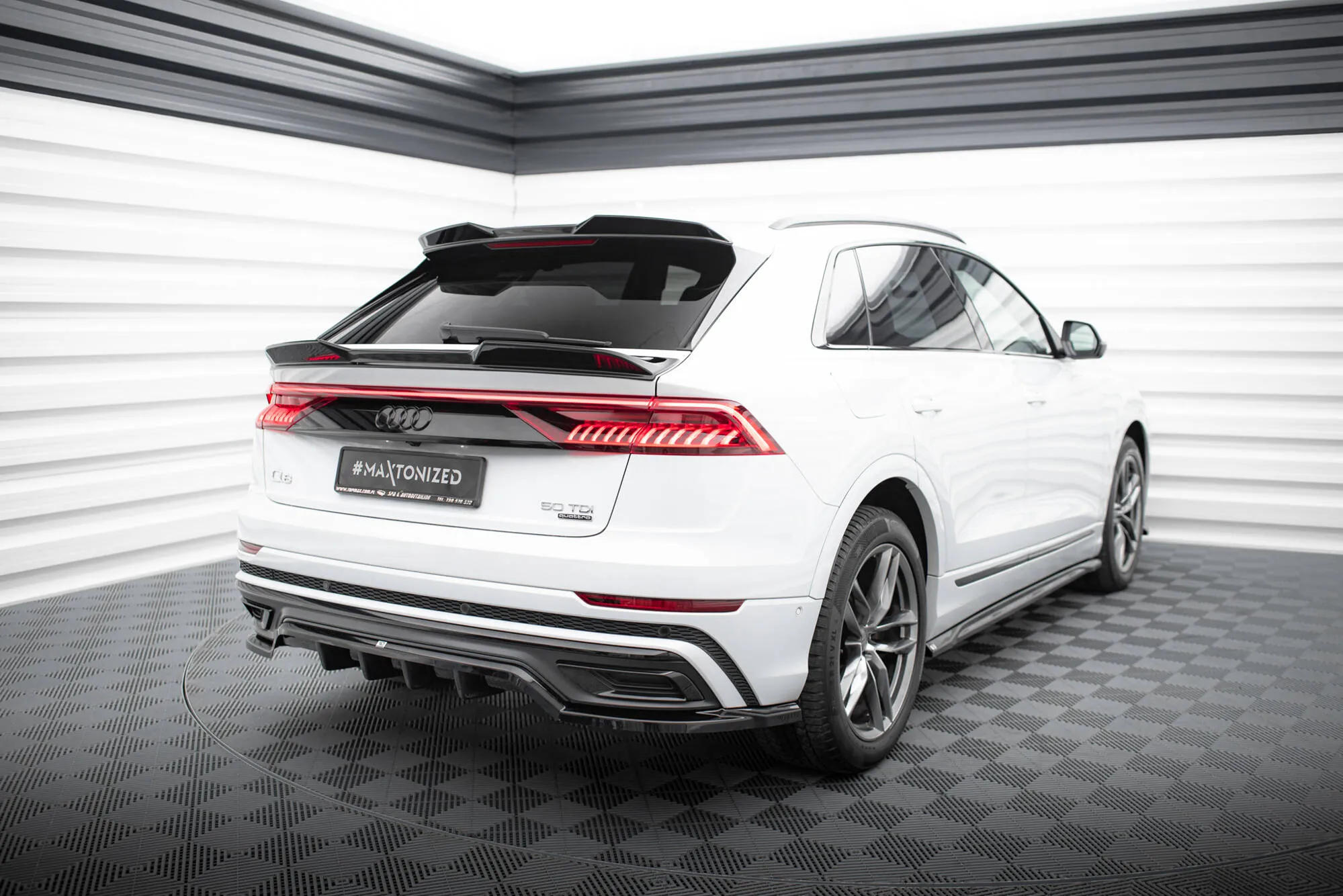 Takspoiler (øvre) Audi (SQ8) Mk1 2019 - 2023 | Glossy Black Edition – bilde 4