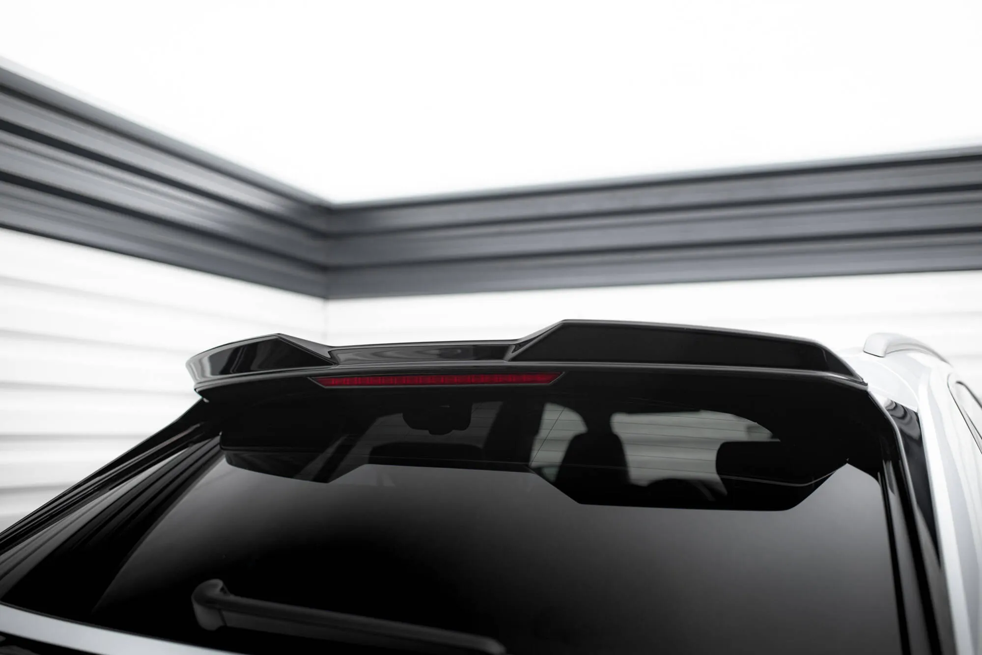 Takspoiler (øvre) Audi (SQ8) Mk1 2019 - 2023 | Glossy Black Edition – bilde 5