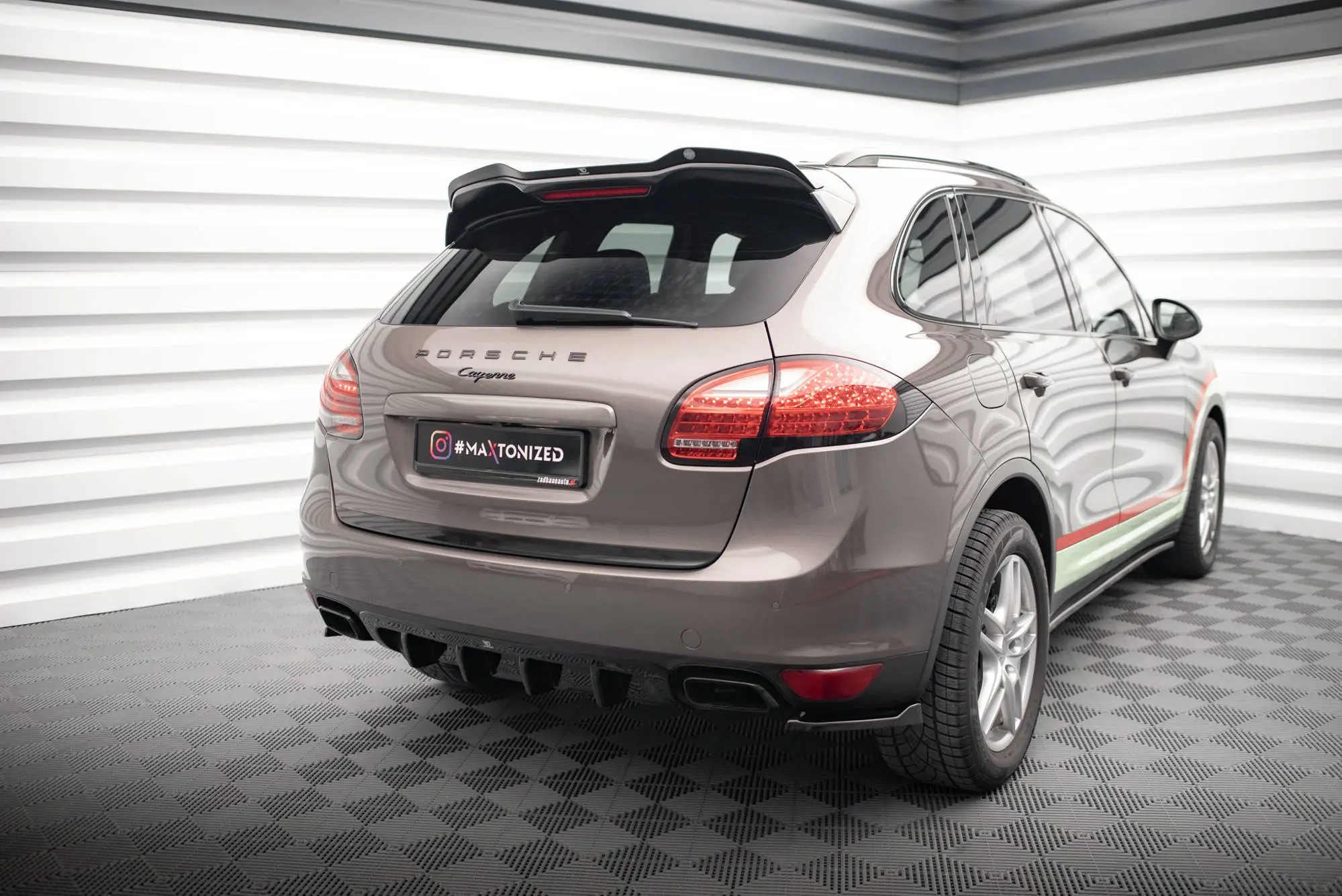 Takspoiler Porsche Cayenne II (92A) 2010 - 2014 – bilde 2