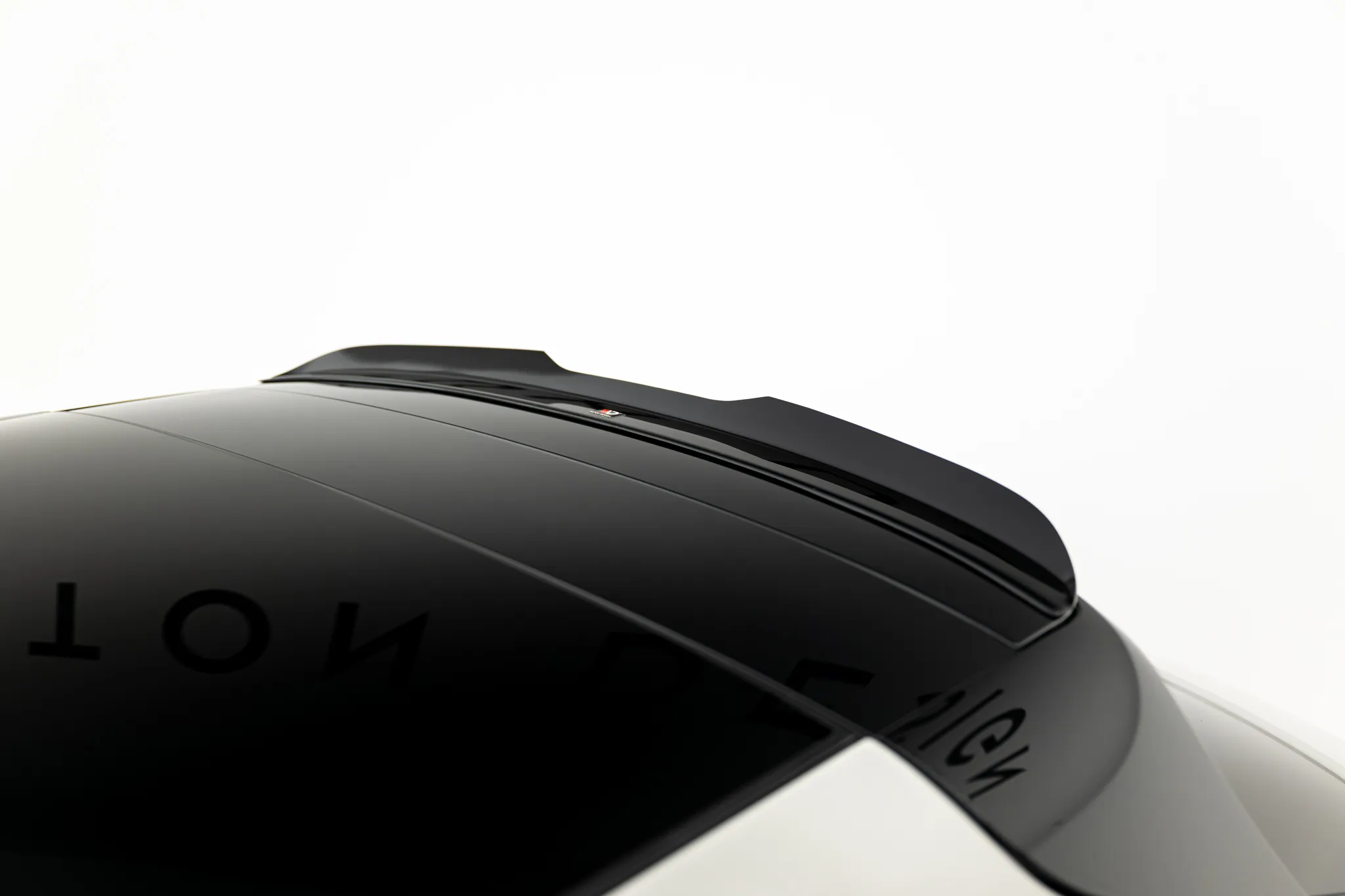 Takspoiler Porsche Panamera 2016 - 2023 | Glossy Black Edition – bilde 4
