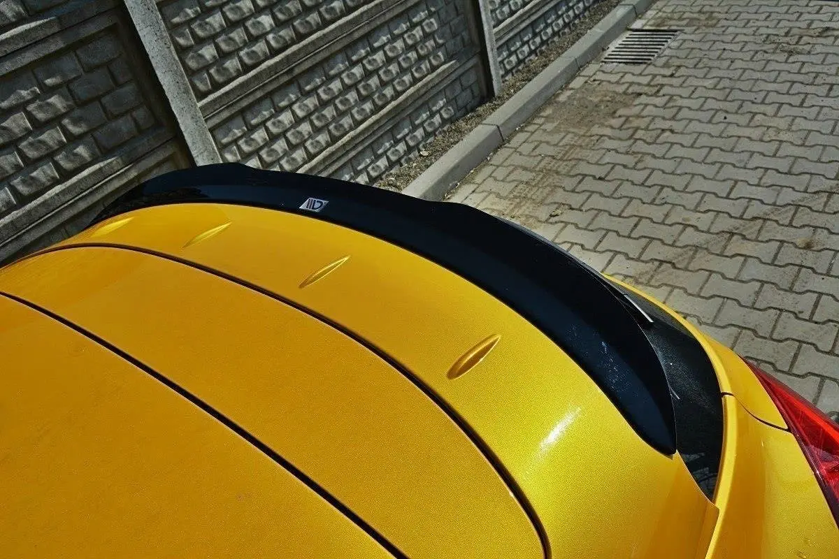 TAKSPOILER RENAULT Megane III RS Trophy / RS Cup 2011-2015 – bilde 4