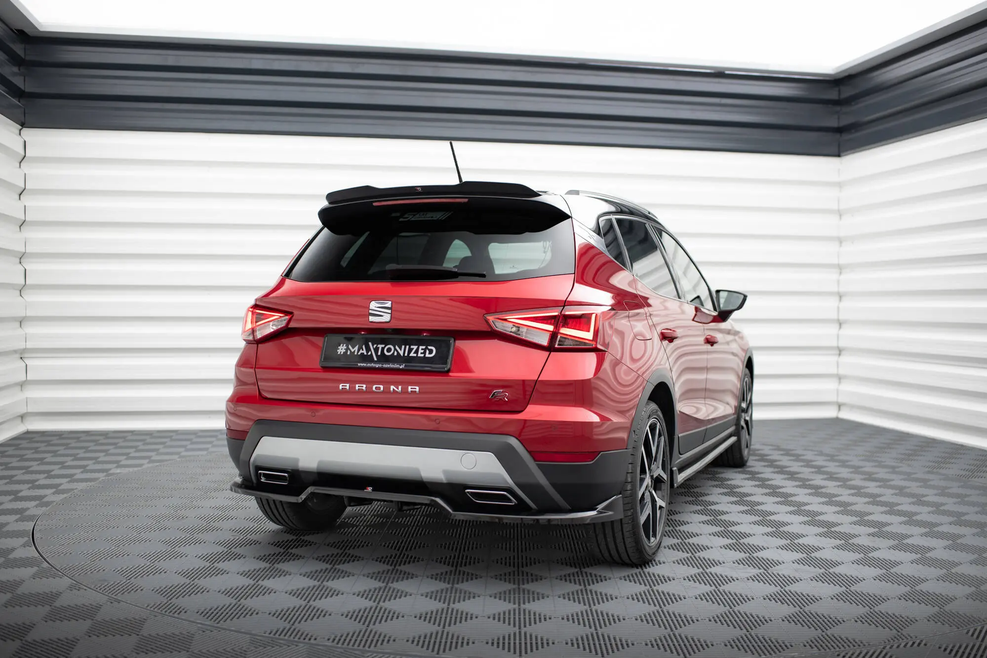 Takspoiler Seat Arona FR mk1 2017 - 2021 | Glossy Black Edition – bilde 3