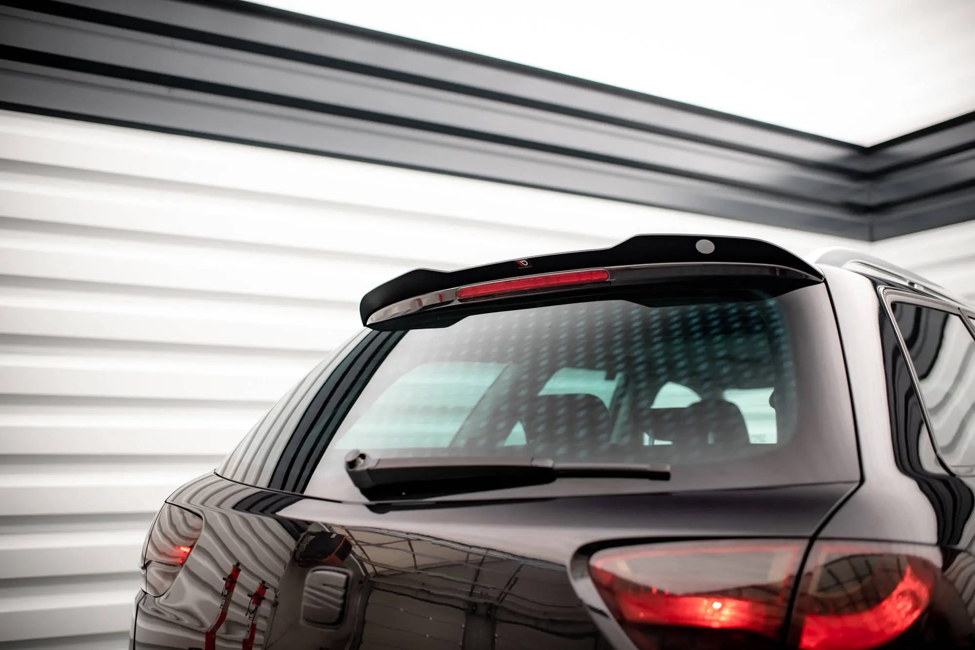 TAKSPOILER SEAT Exeo ST 2008-2013 – bilde 2