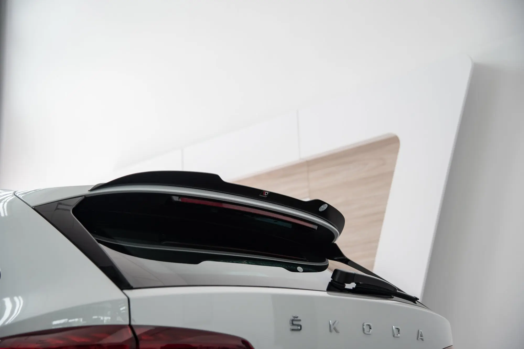 TAKSPOILER Skoda Octavia IV Stasjonsvogn 2019 -> / Skoda Octavia Stasjonsvogn IV RS 2020->