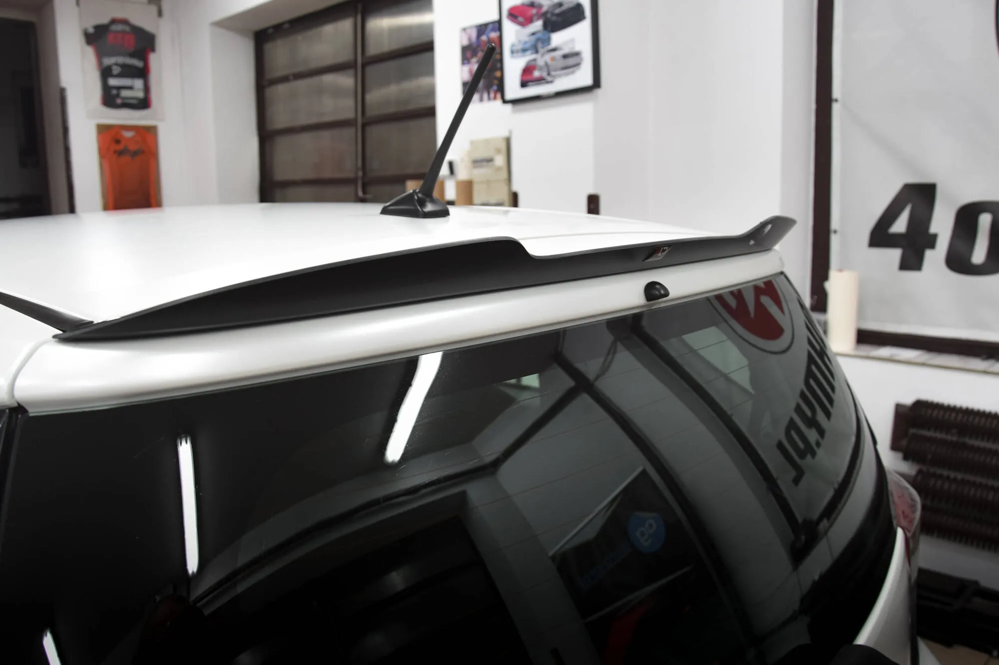 Takspoiler Toyota IQ 2008 - 2015 | Glossy Black Edition
